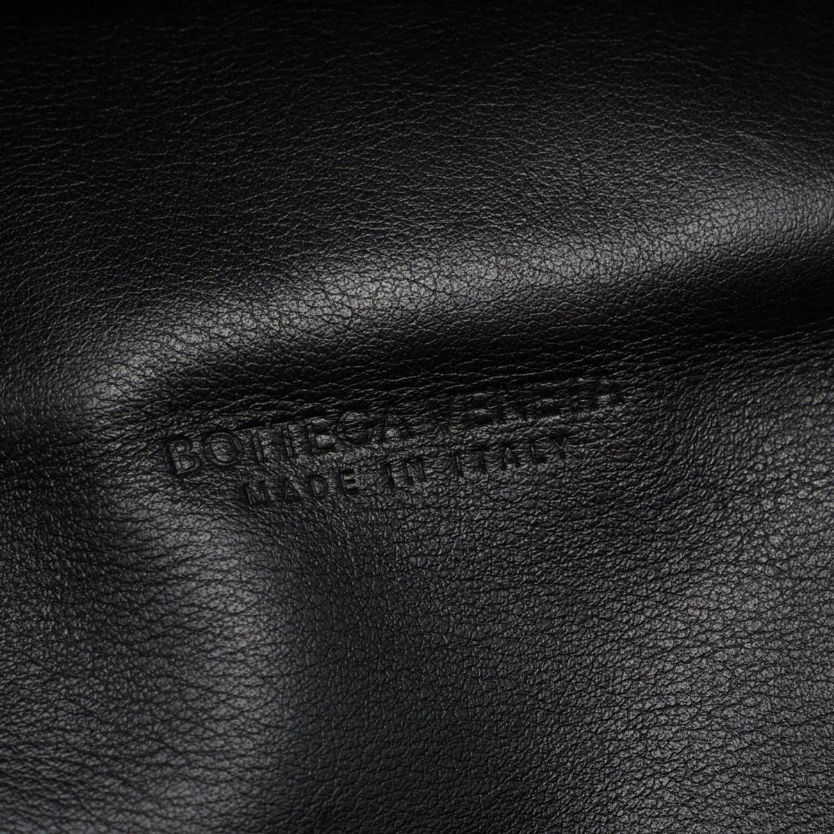 Bottega Veneta Black Leather Fanny Pack Handbag Pouch (Pre-Owned)
