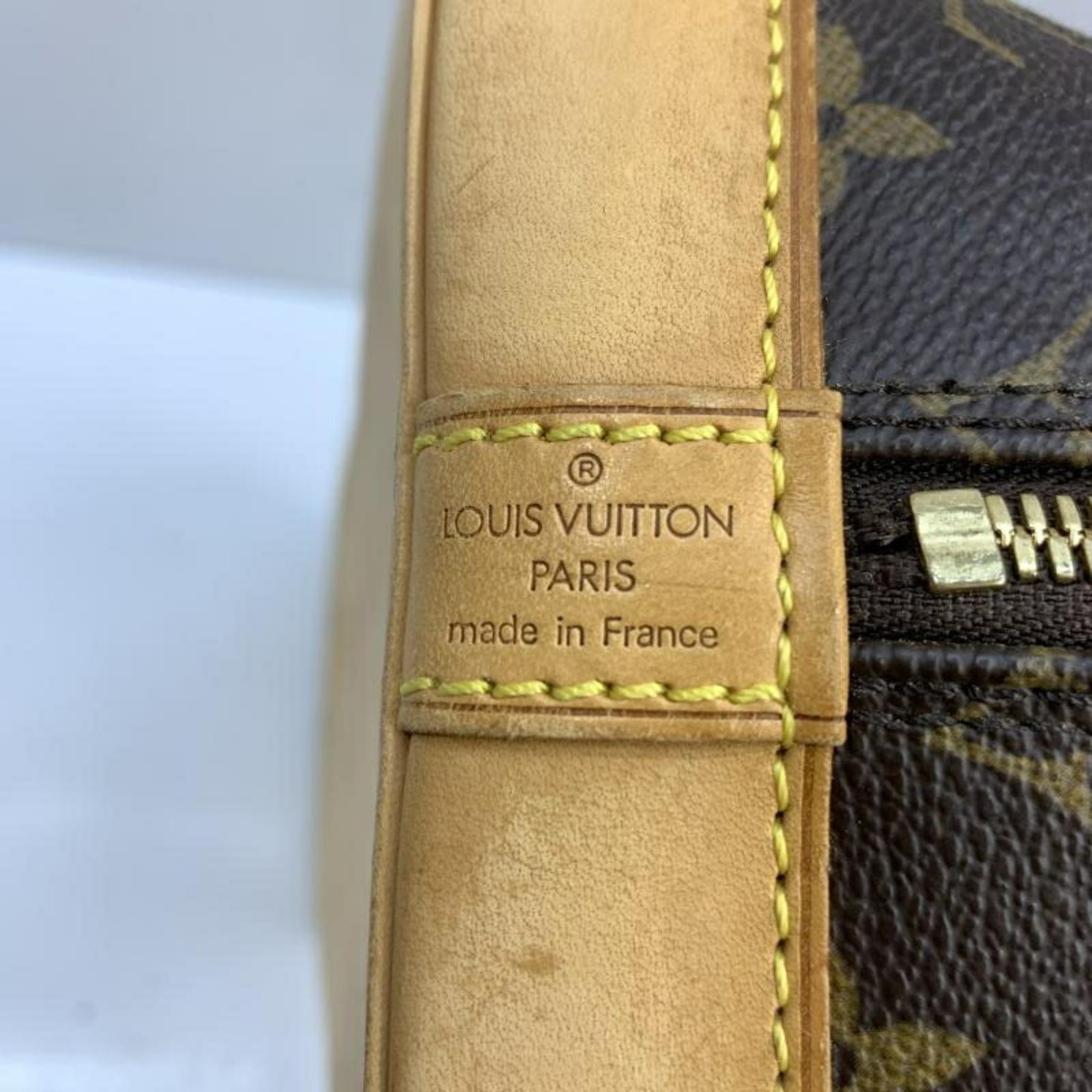 Louis Vuitton Handbag (Pre-Owned)
