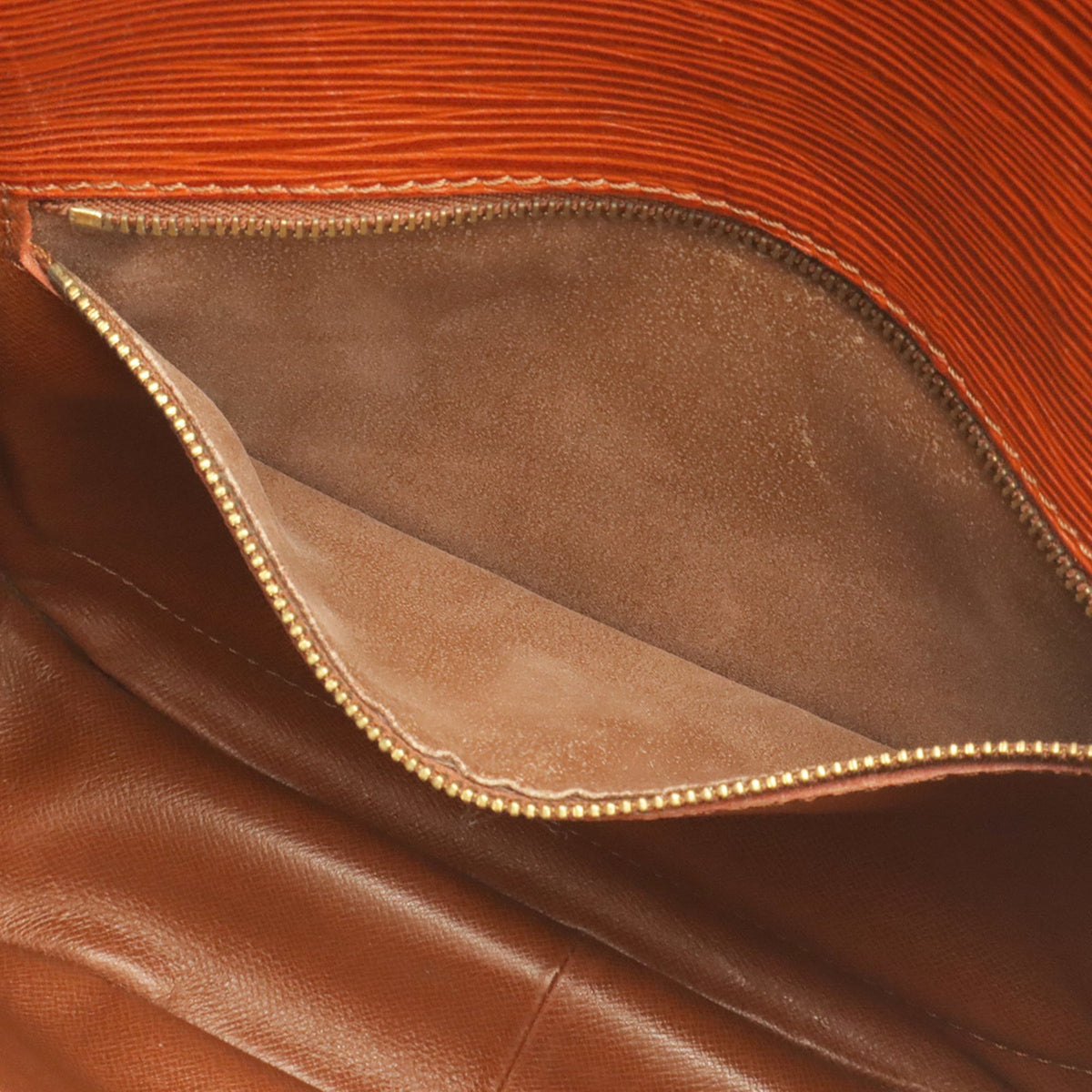 Louis Vuitton Brown Galle White Epi Leather Shoulder Bag (Pre-Owned)
