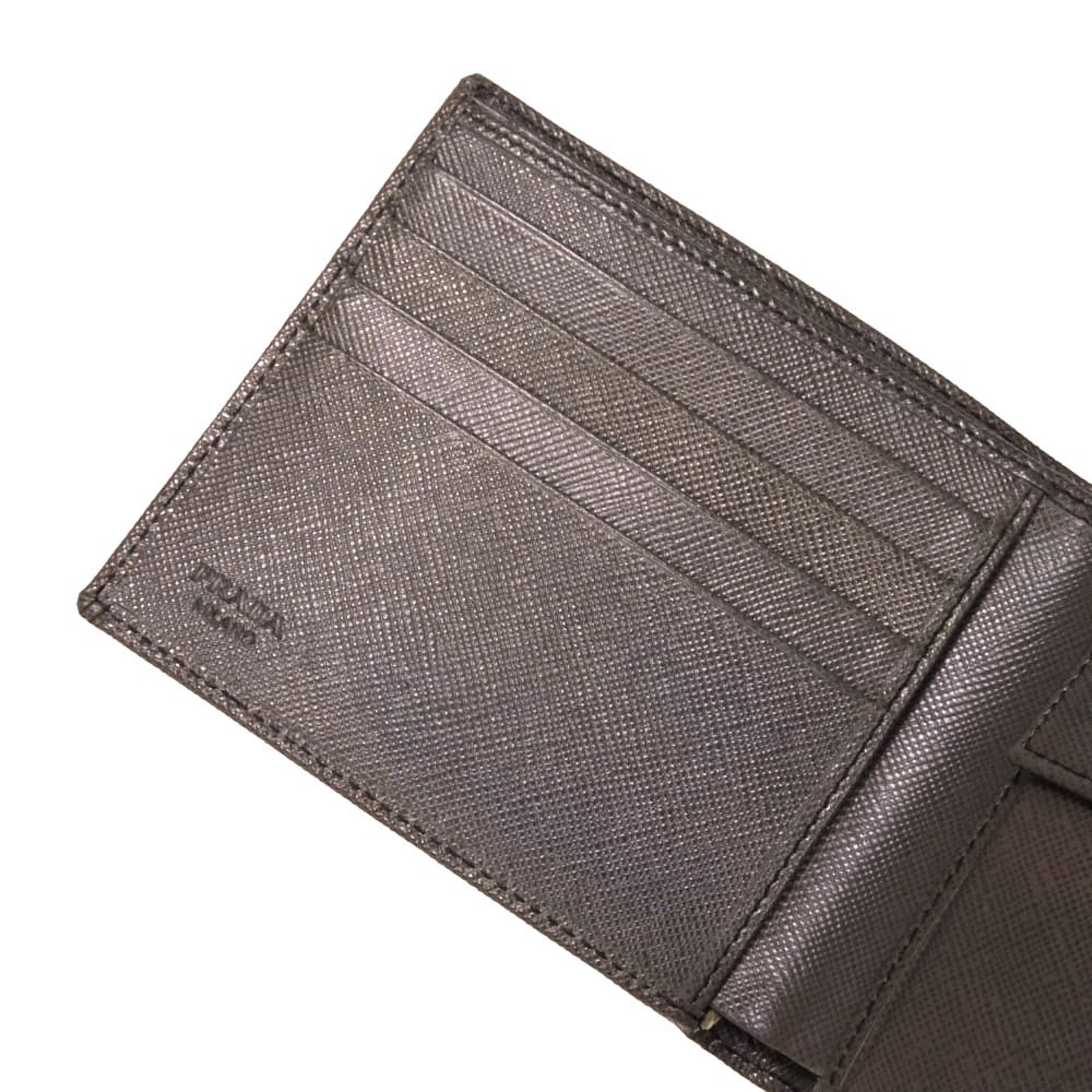Prada Saffiano Brown Saffiano Wallet (Bi-Fold) (Pre-Owned)