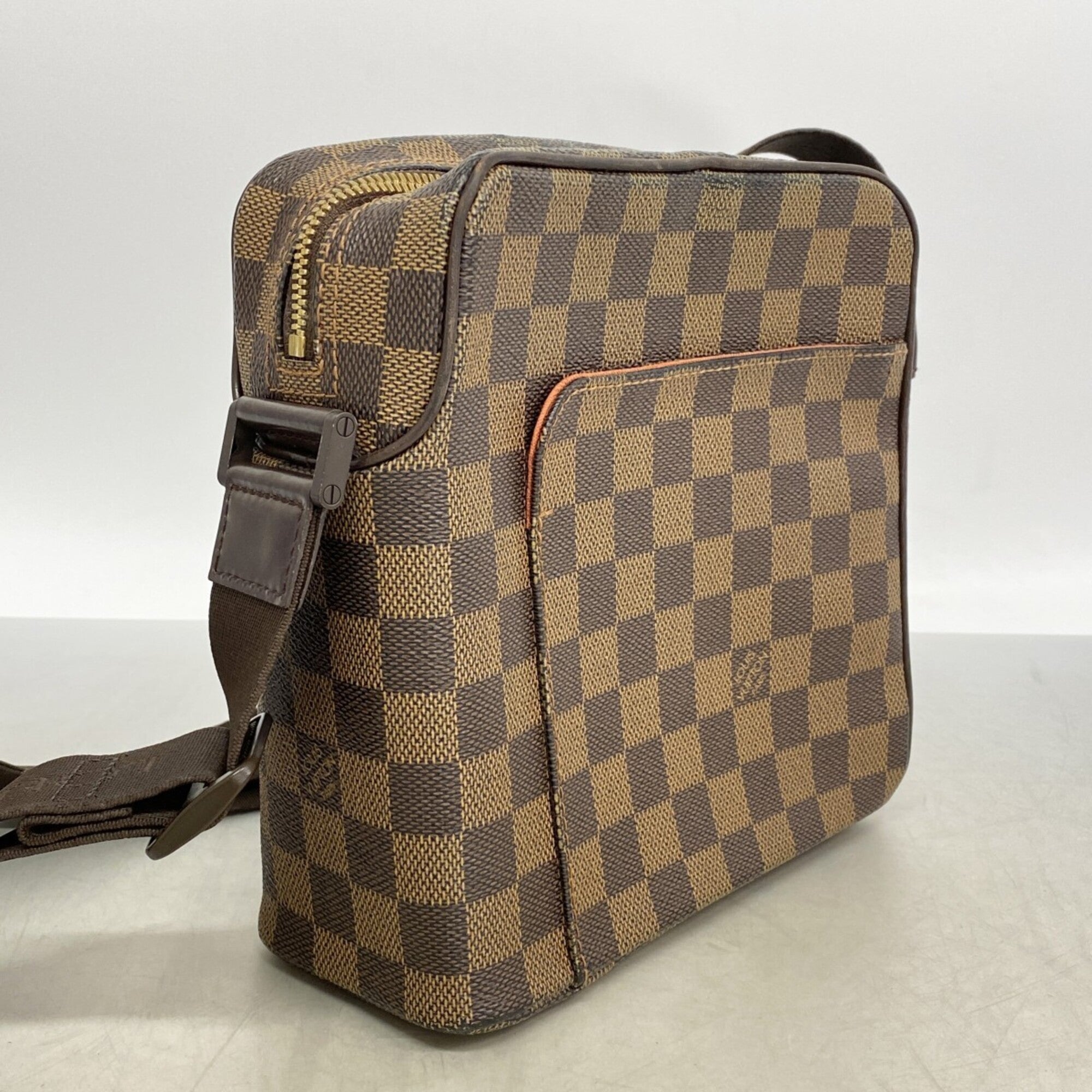 Louis Vuitton Ebene Shoulder Bag (Pre-Owned)
