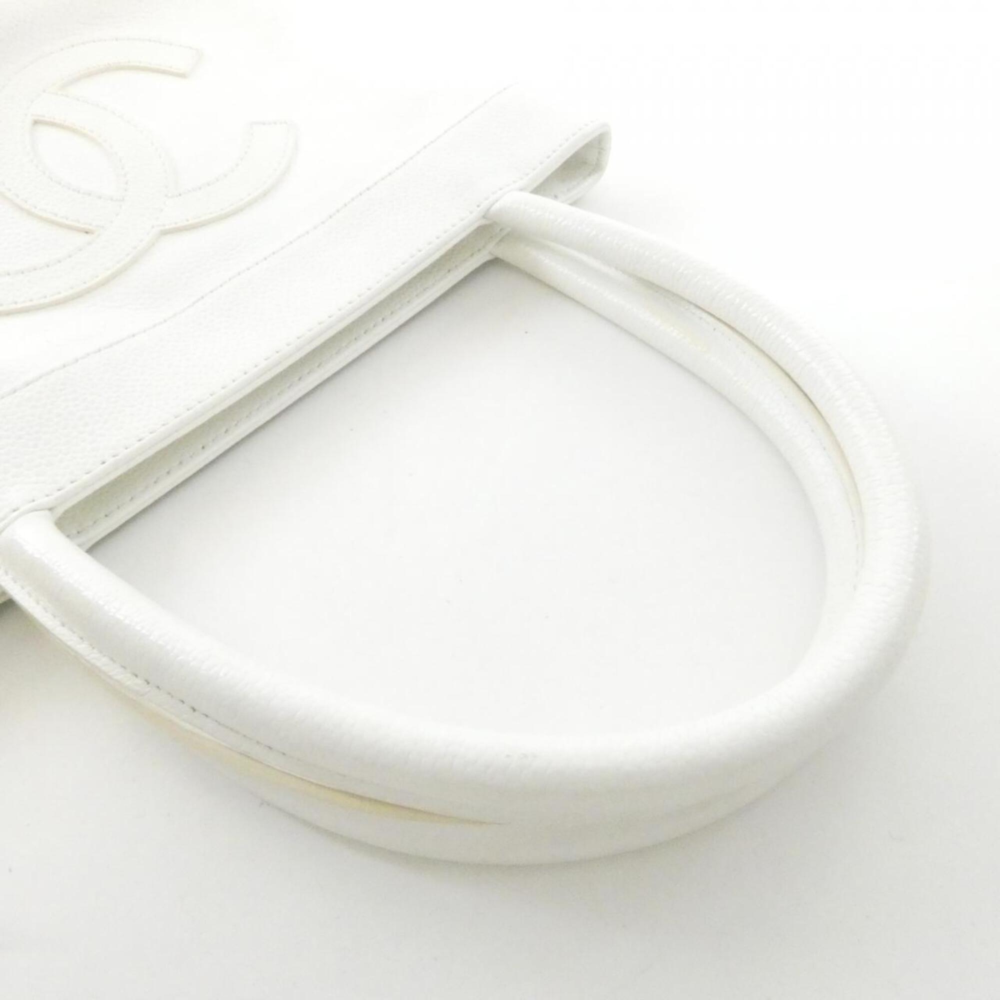 Chanel White Leather Handbag (Pre-Owned)