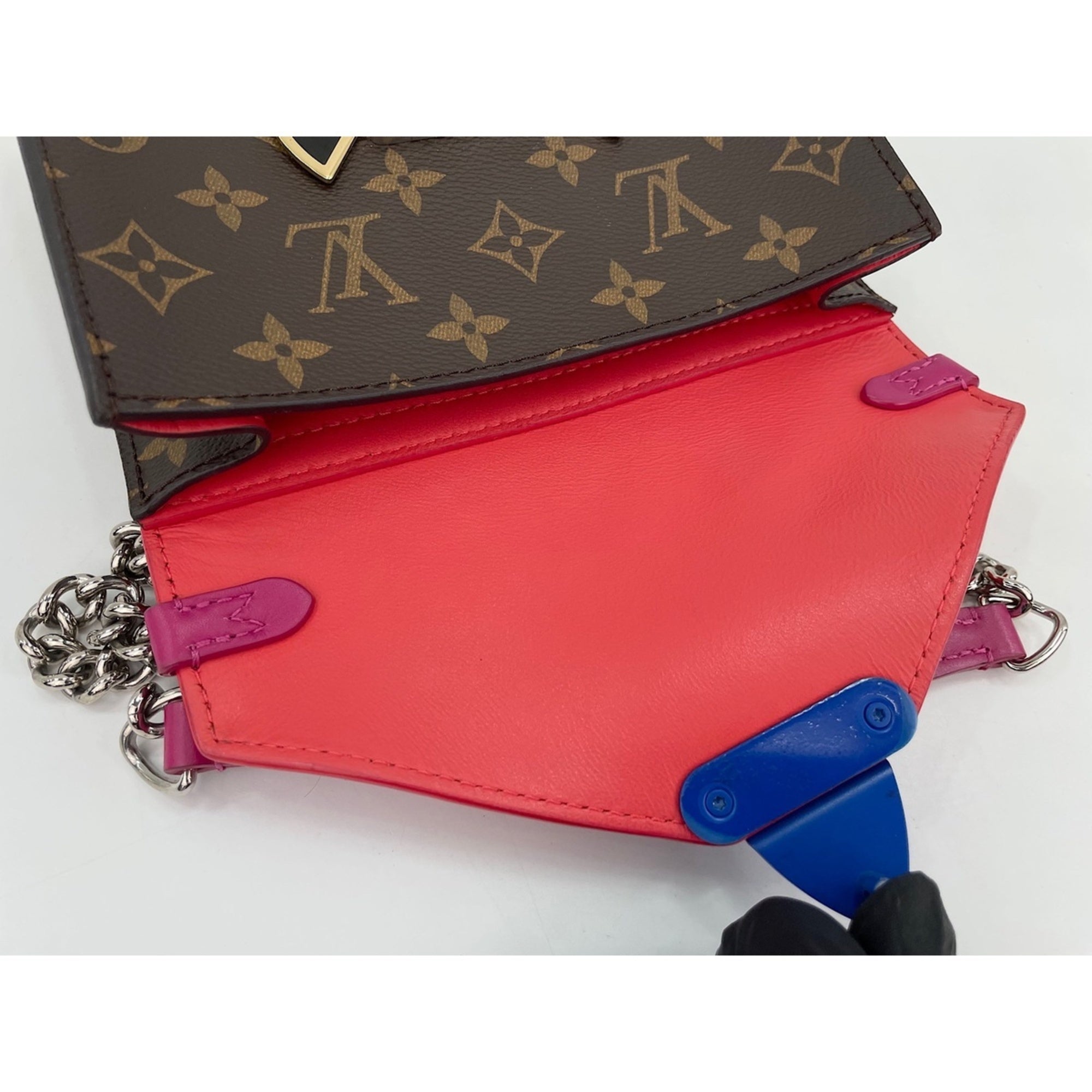 Louis Vuitton Multi-Color Pochette Shoulder Bag (Pre-Owned)