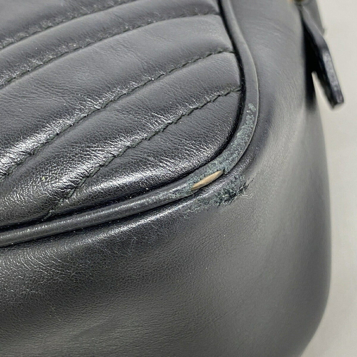Gucci Black Leather Shoulder Bag (Pre-Owned)