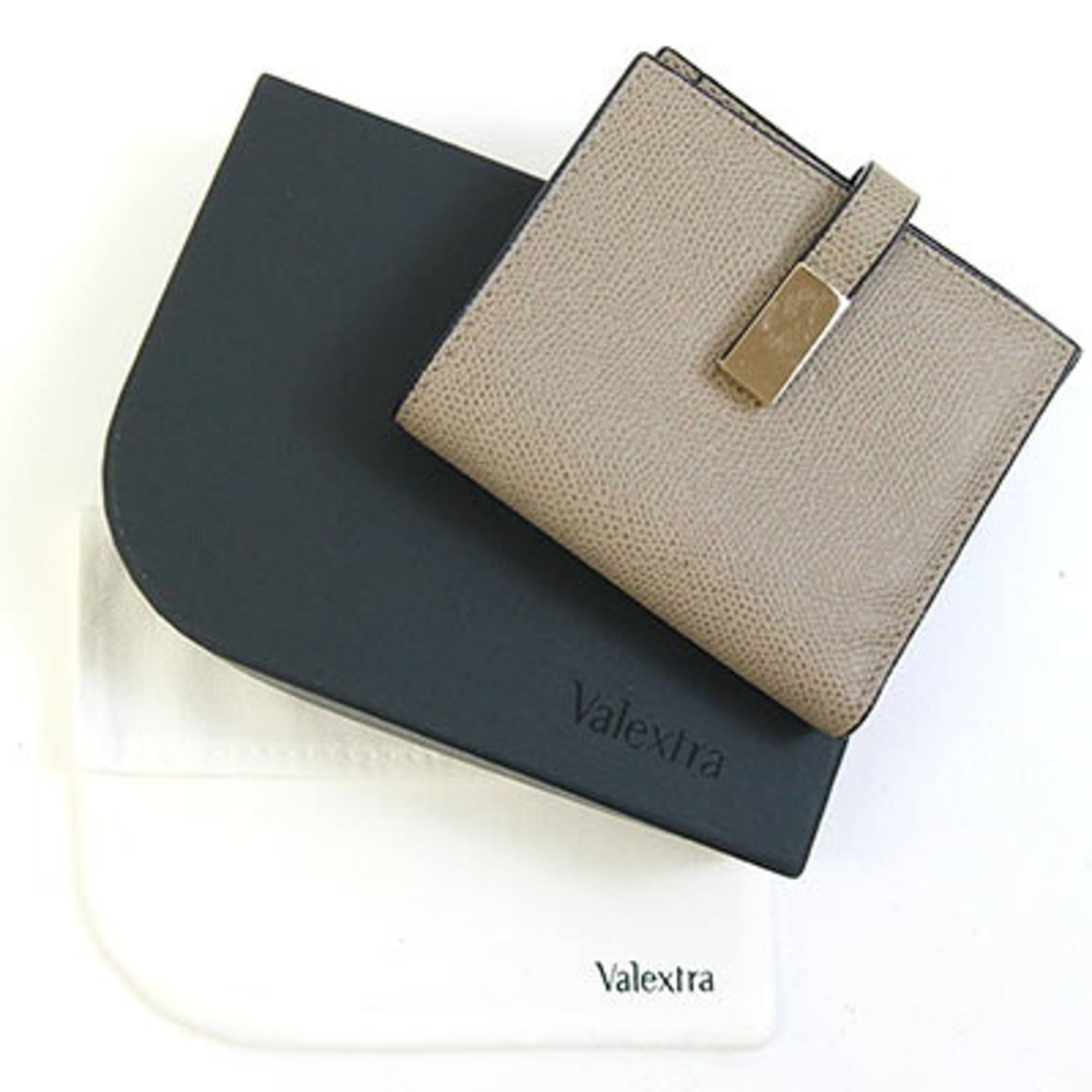 Valextra