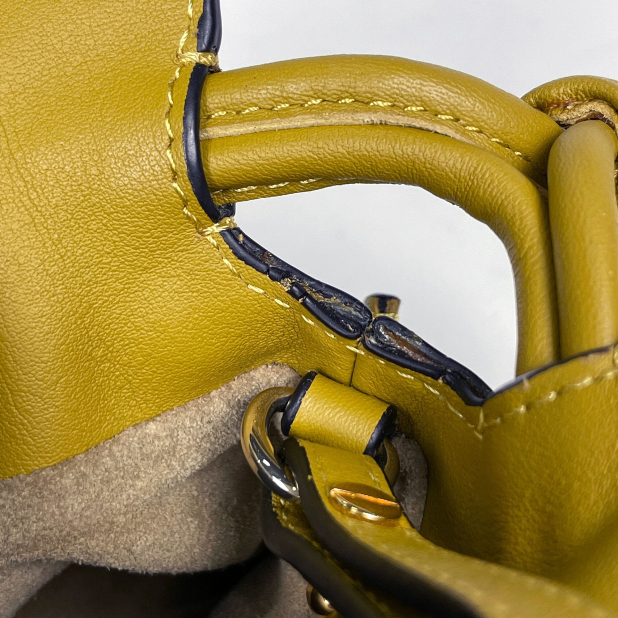 Loewe Flamenco Yellow Leather Shoulder Bag (Pre-Owned)