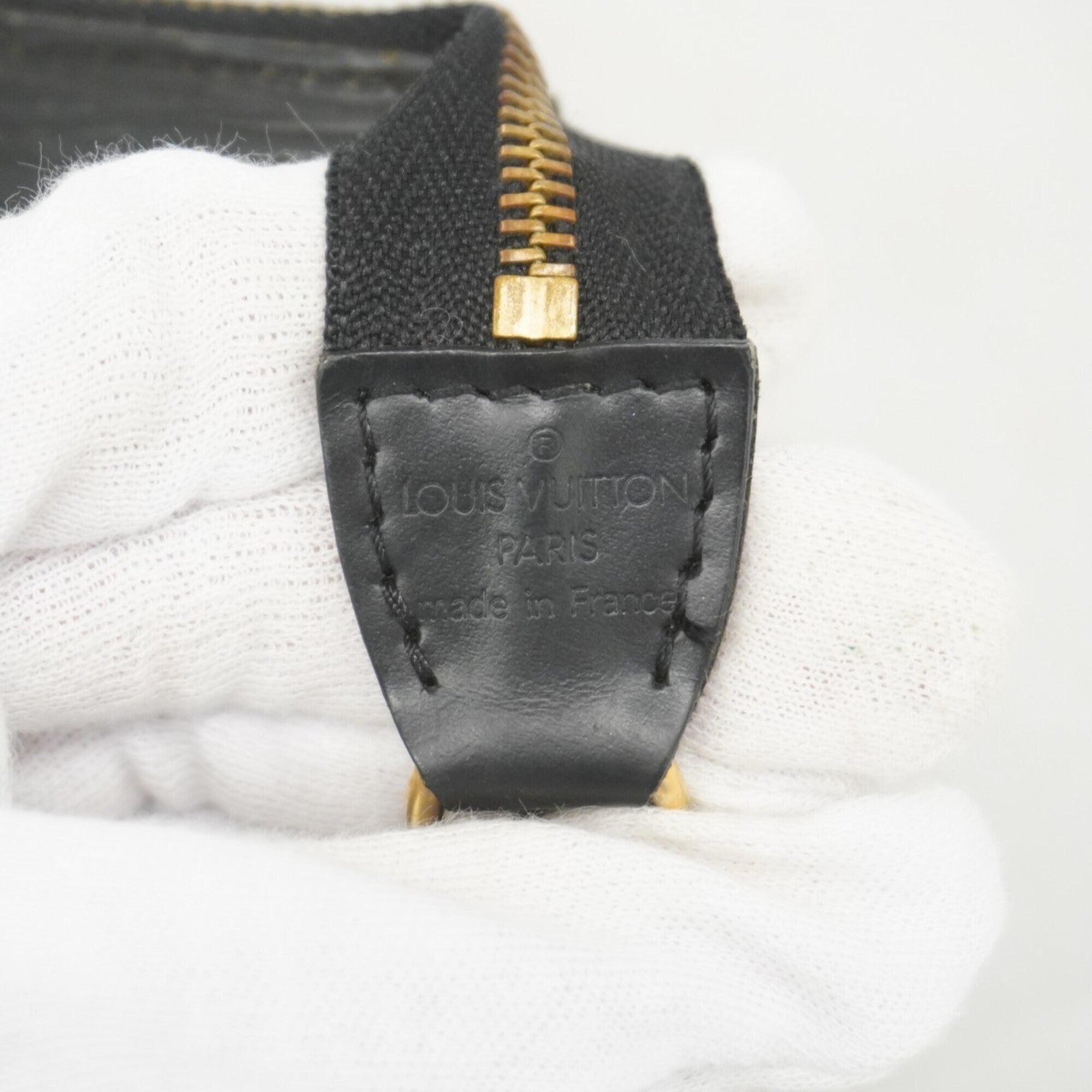 Louis Vuitton Noir Pouch (Pre-Owned)