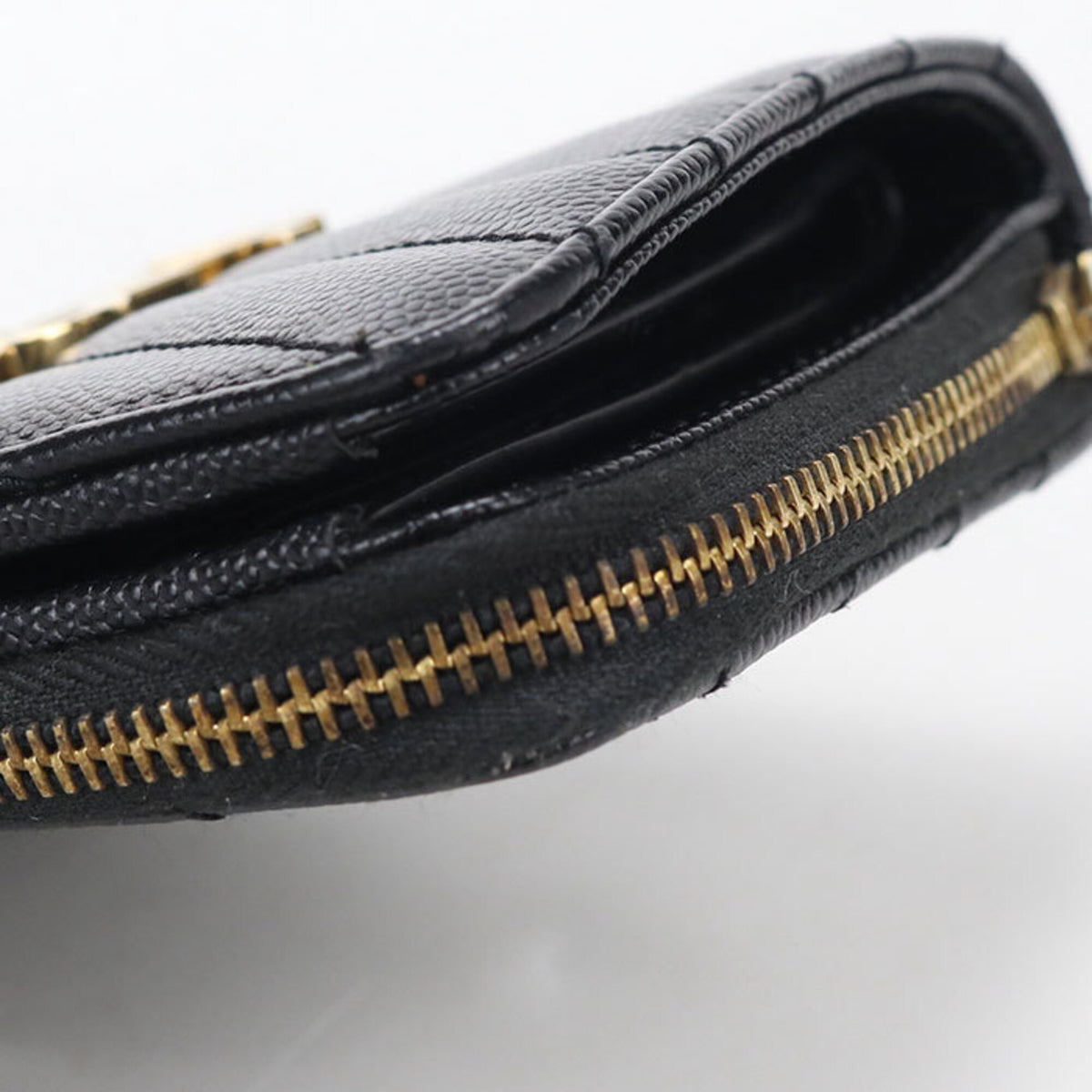 Saint Laurent Black Leather Wallet (Bi-Fold) (Pre-Owned)