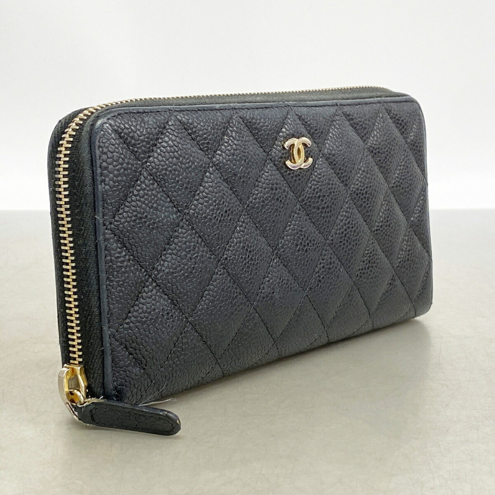 Chanel Black Grained Calfskin Long Wallet (Bi-Fold) (Pre-Owned)