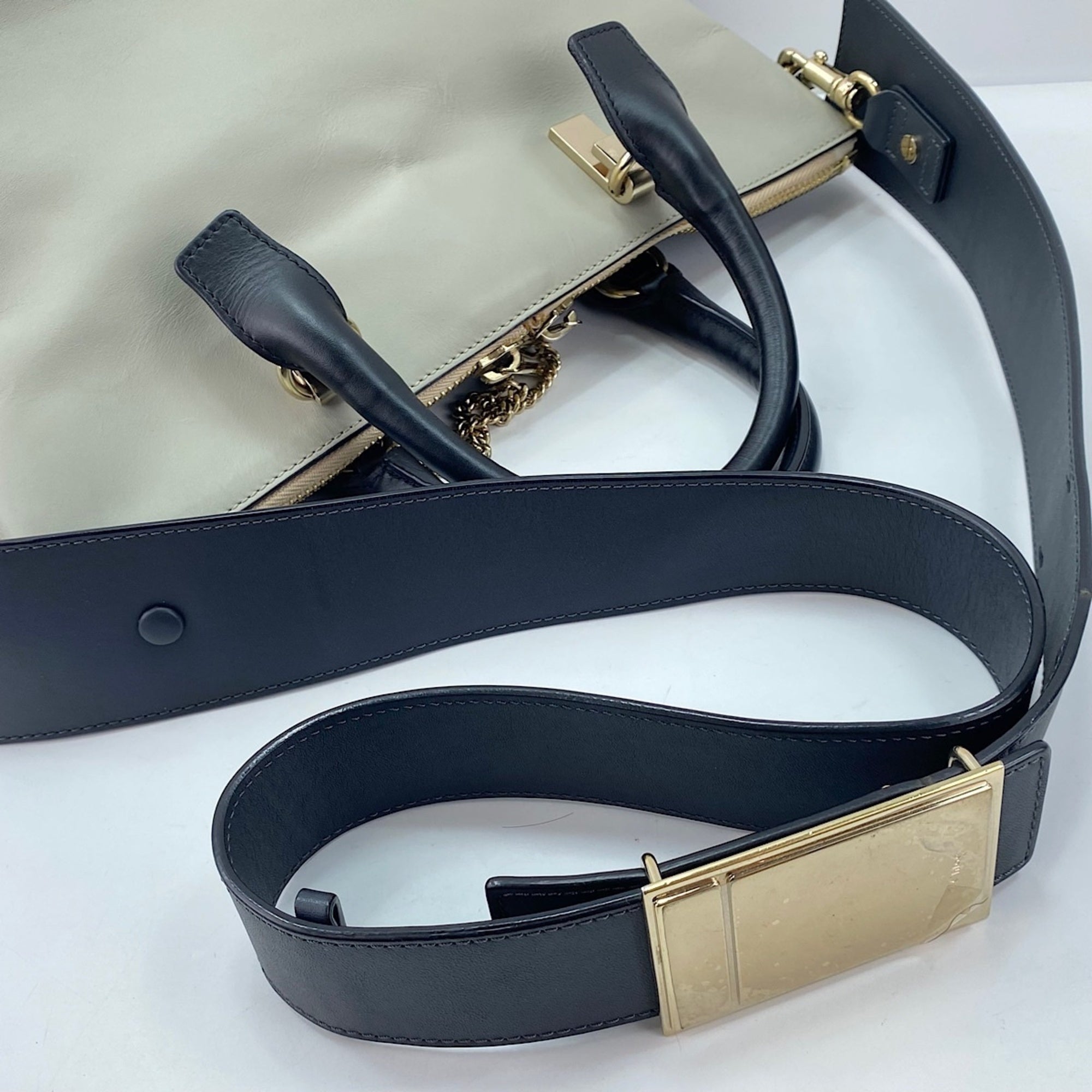 Chloé Baylee Multi-Color Handbag (Pre-Owned)
