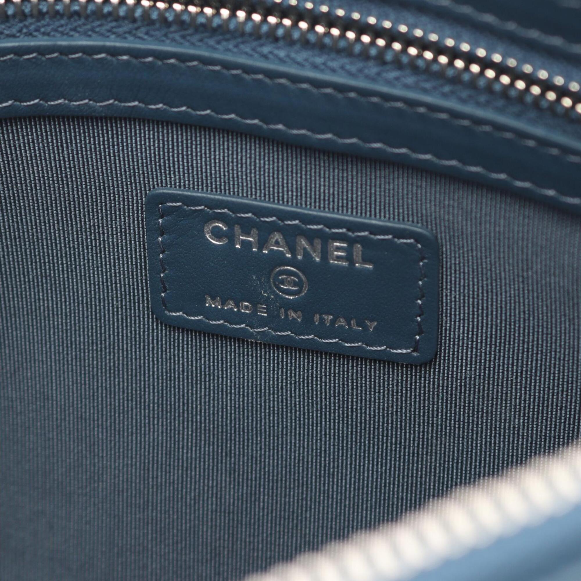 Chanel Navy Grained Calfskin Clutch Bag Handbag (Pre-Owned)