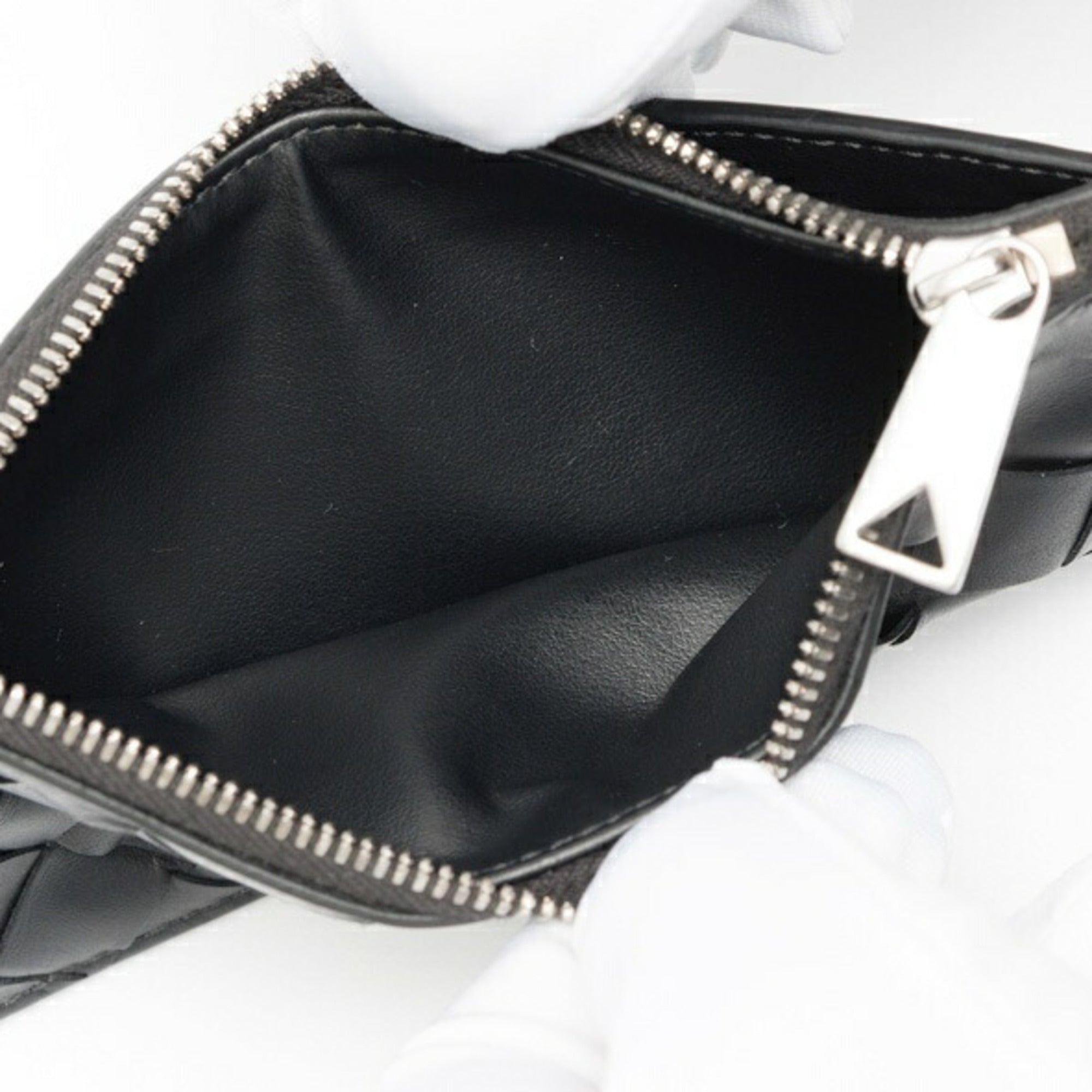 Bottega Veneta Black Leather Coin Purse/Coin Case (Pre-Owned)