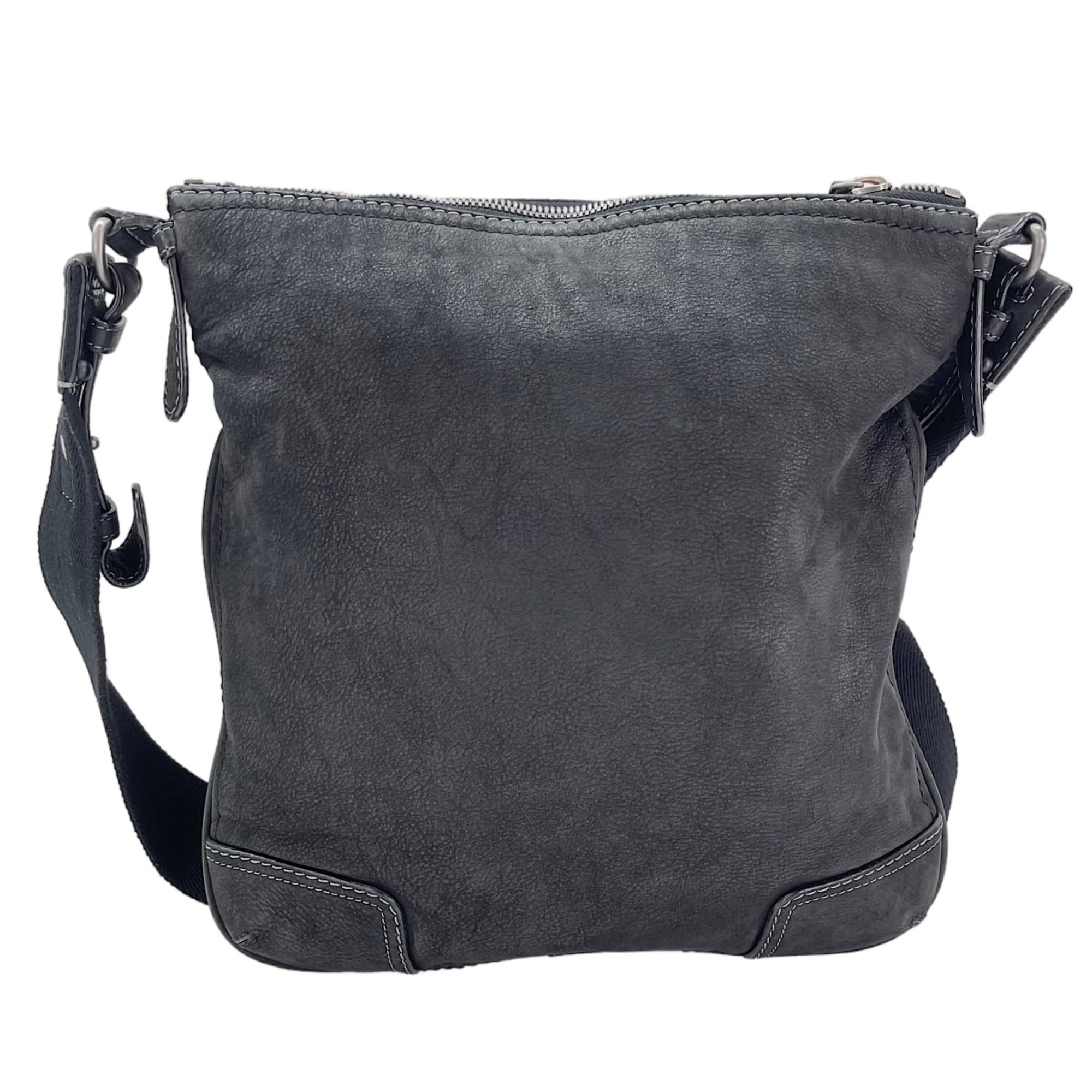 Loewe Black Shoulder Bag (Pre-Owned)