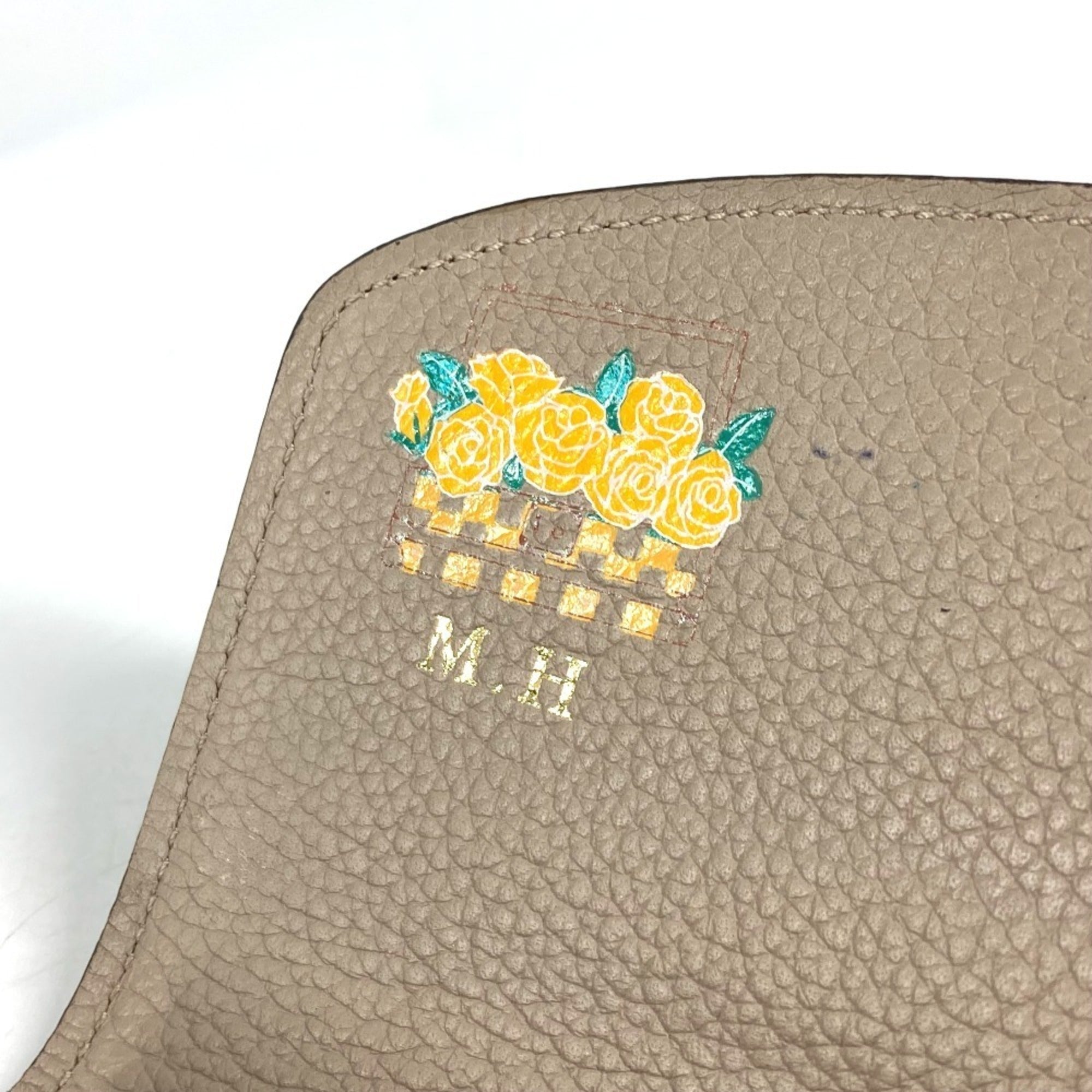 Louis Vuitton Beige Galle Mahina Leather Long Wallet (Bi-Fold) (Pre-Owned)