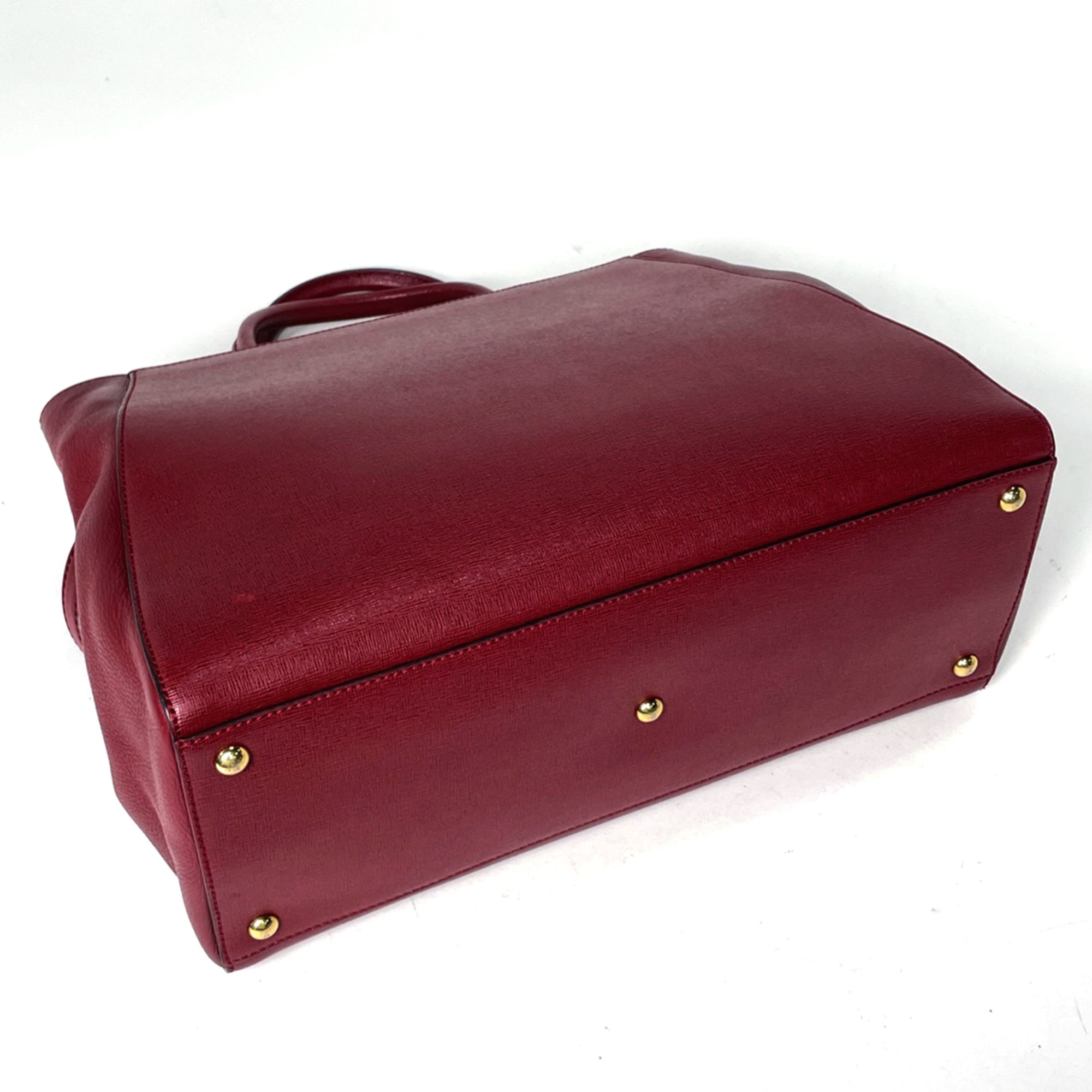 Fendi Red Color Leather Handbag (Pre-Owned)