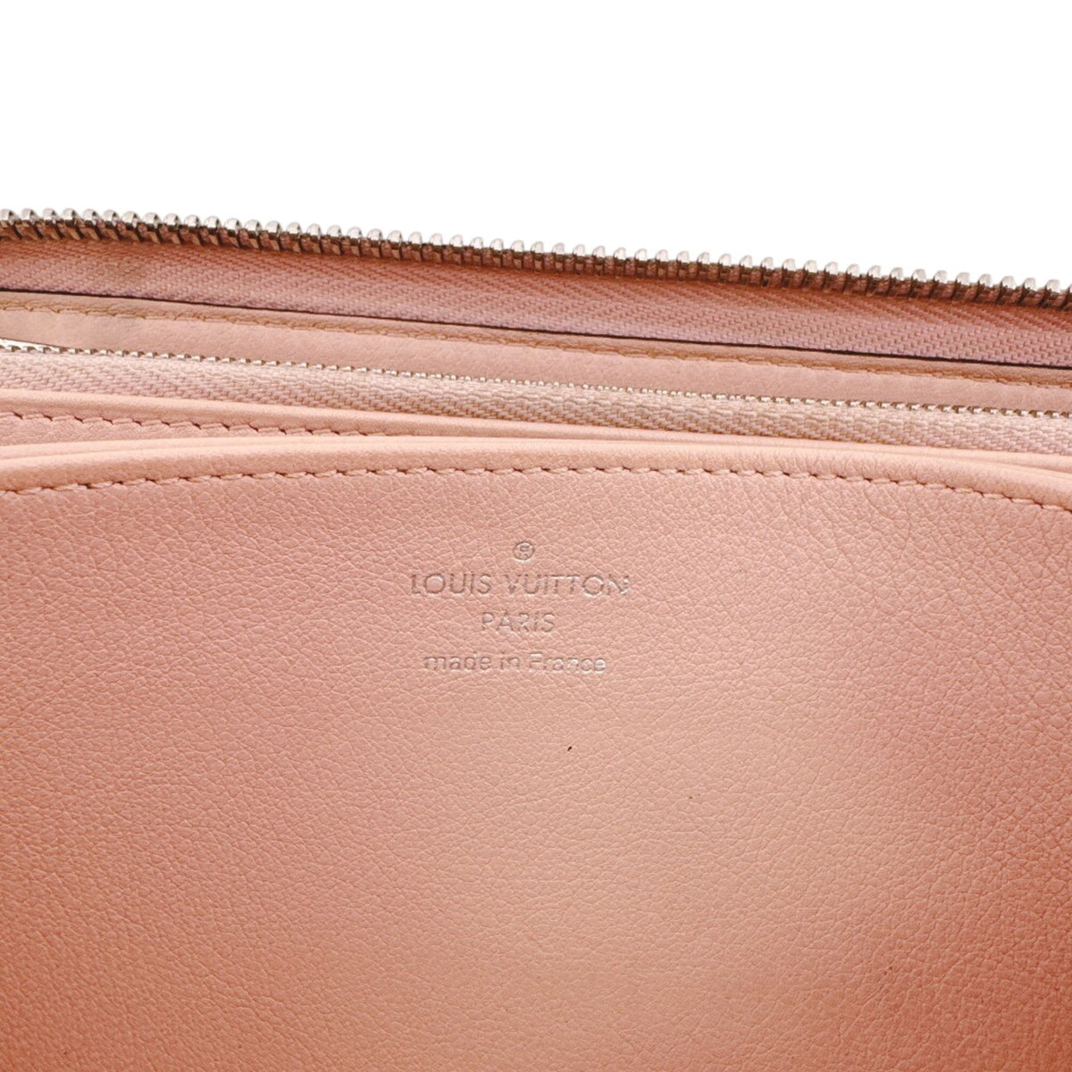 Louis Vuitton Mahina Beige Pink Mahina Leather Long Wallet (Bi-Fold) (Pre-Owned)