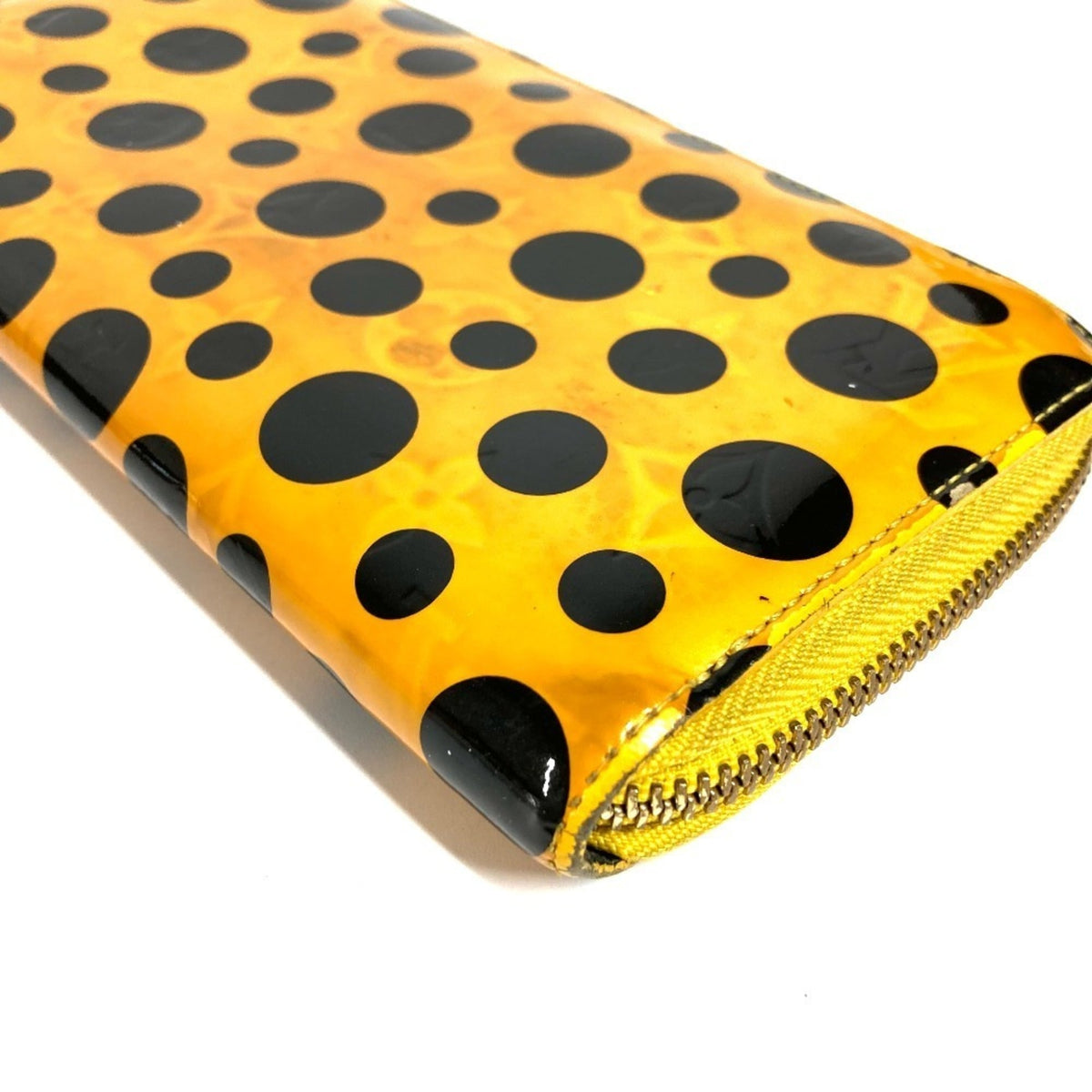 Louis Vuitton Dot Infinity (Yayoi Kusama) Black Yellow Patent Leather Long Wallet (Bi-Fold) (Pre-Owned)