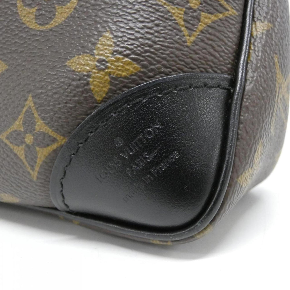 Louis Vuitton Black Marron Coated Canvas Shoulder Bag (Pre-Owned)