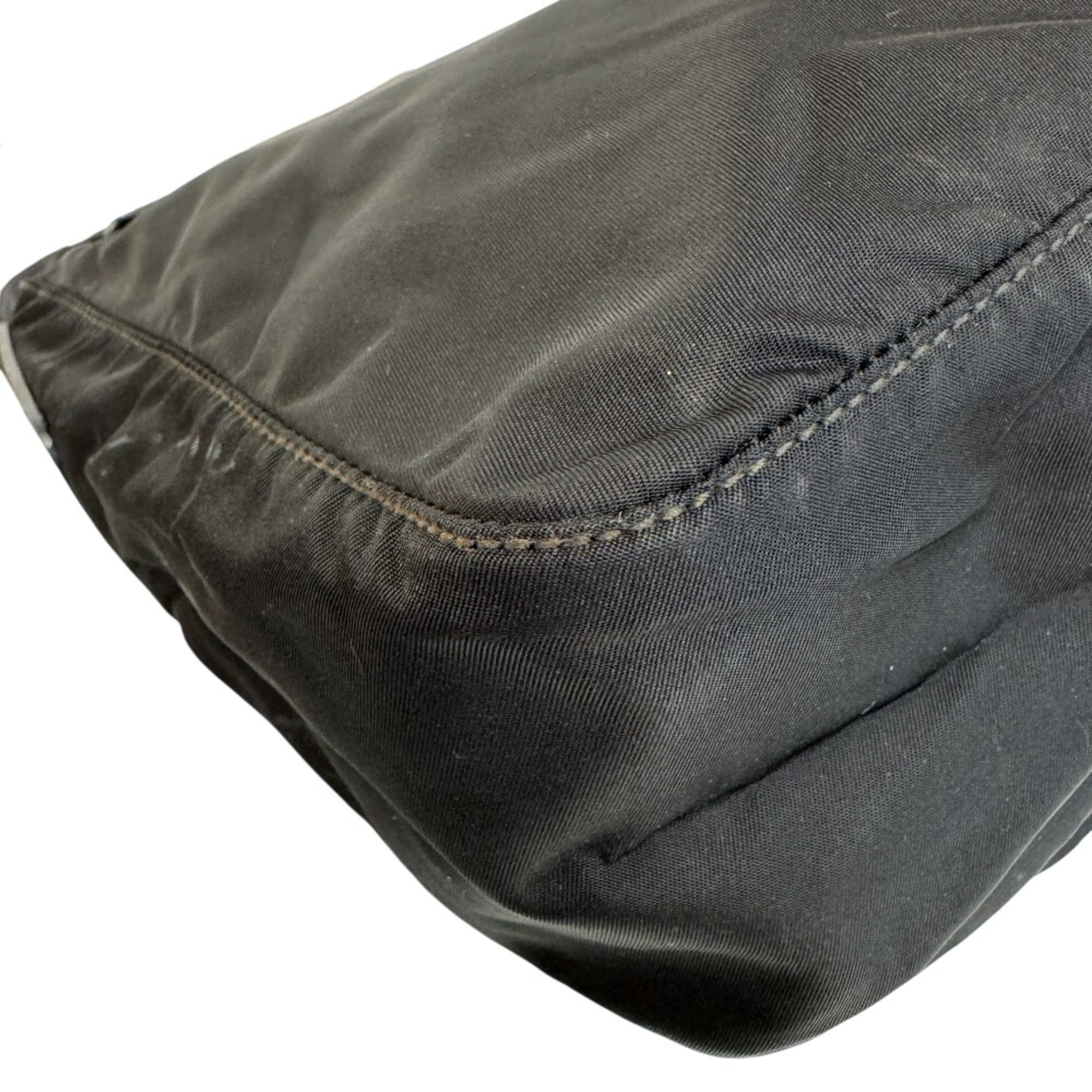 Prada Black Nylon Shoulder Bag (Pre-Owned)