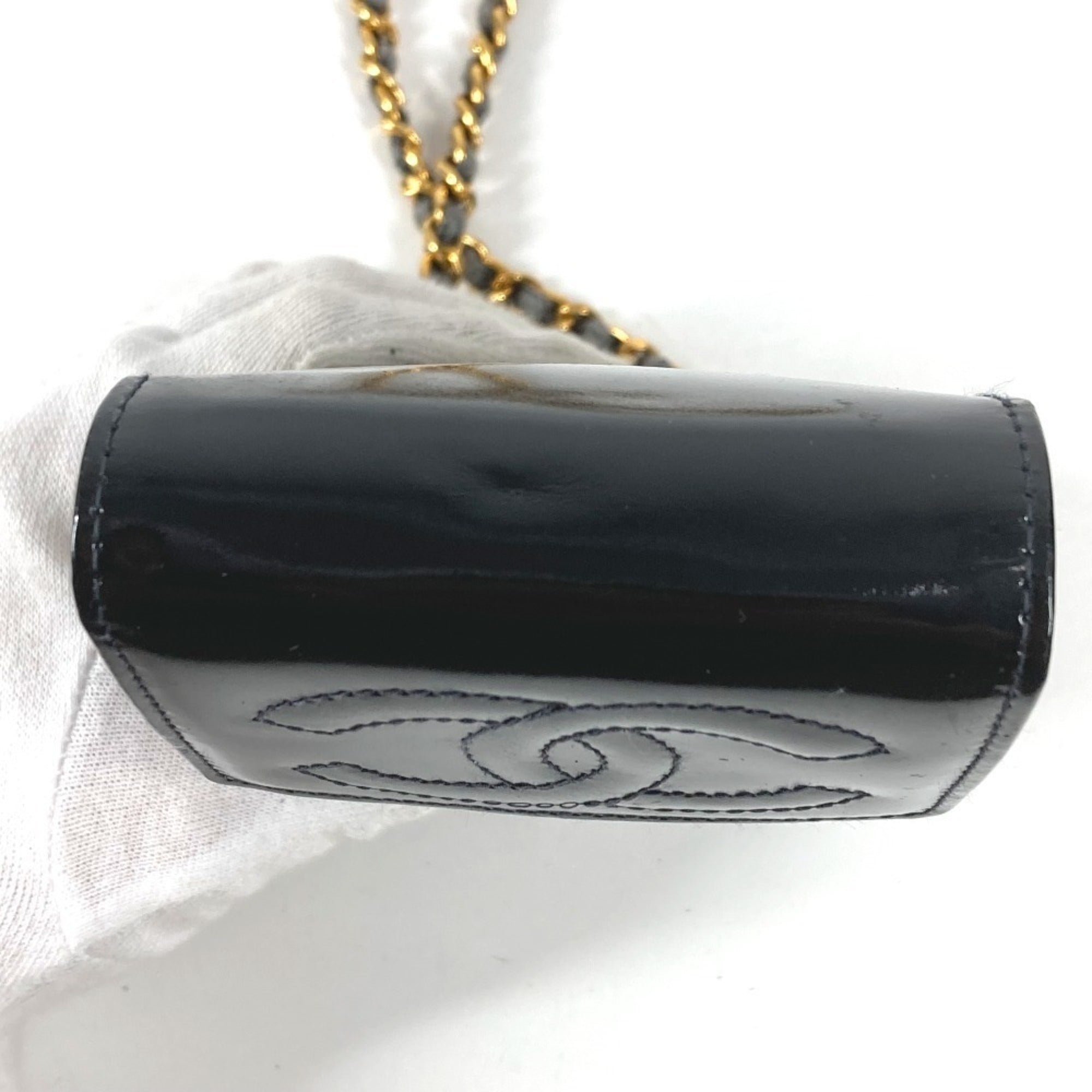 Chanel Black Leather Pochette Pouch Shoulder Bag (Pre-Owned)