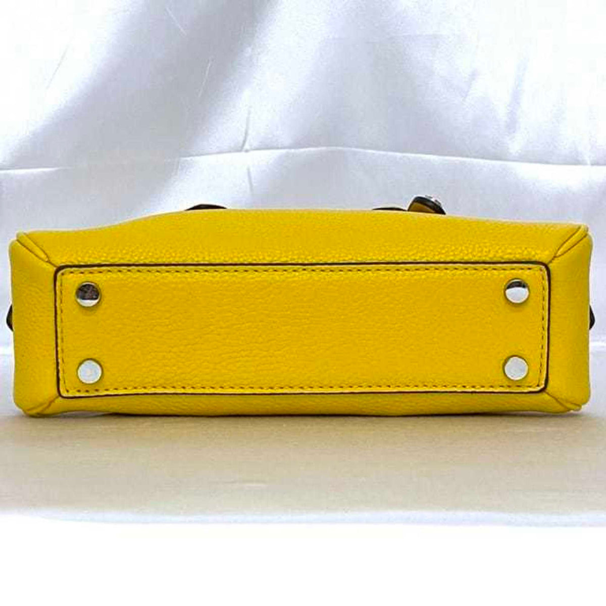 Michael Kors Yellow Leather Handbag (Pre-Owned)