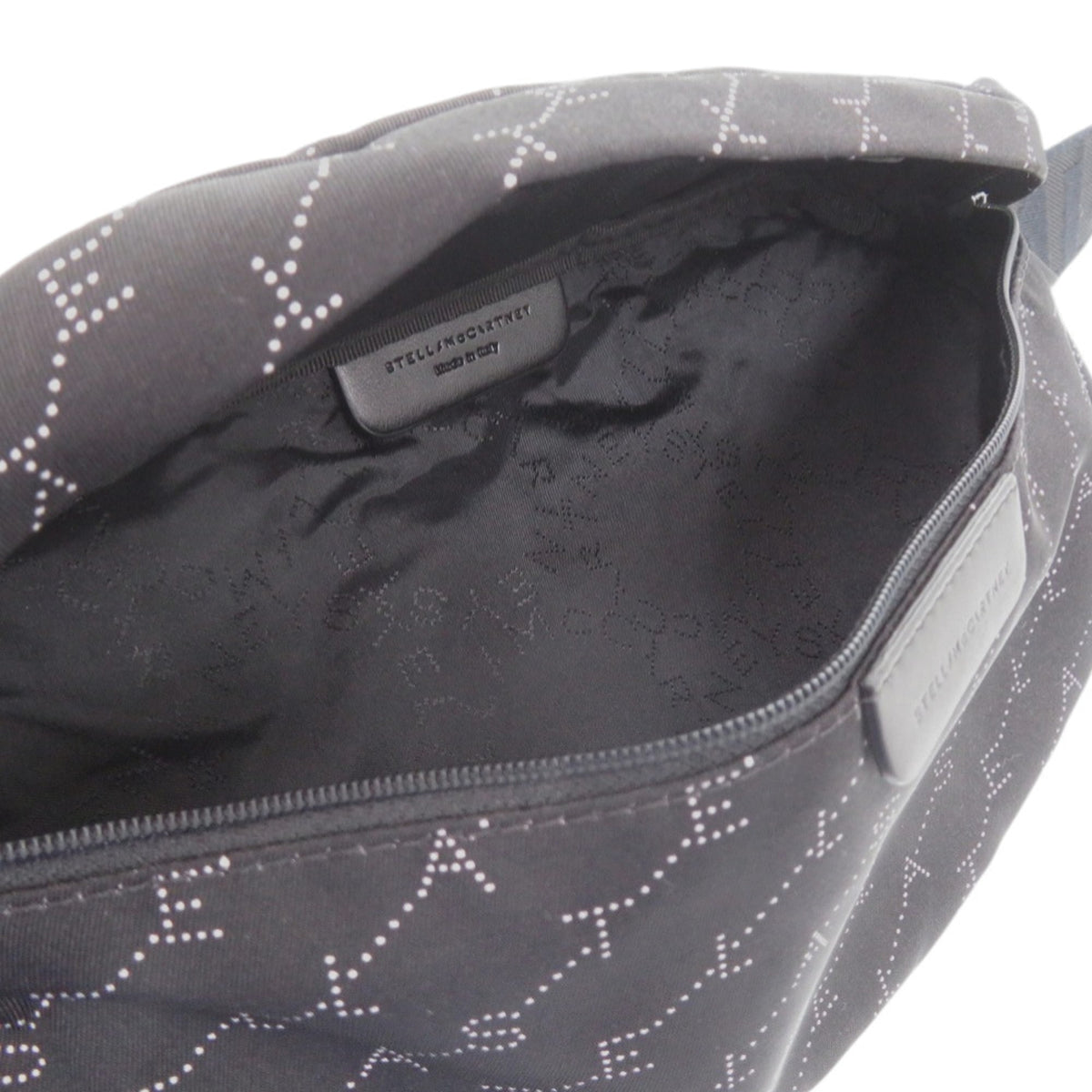 Stella Mccartney Black Nylon Cotton Nylon Sling Bag (Pre-Owned)