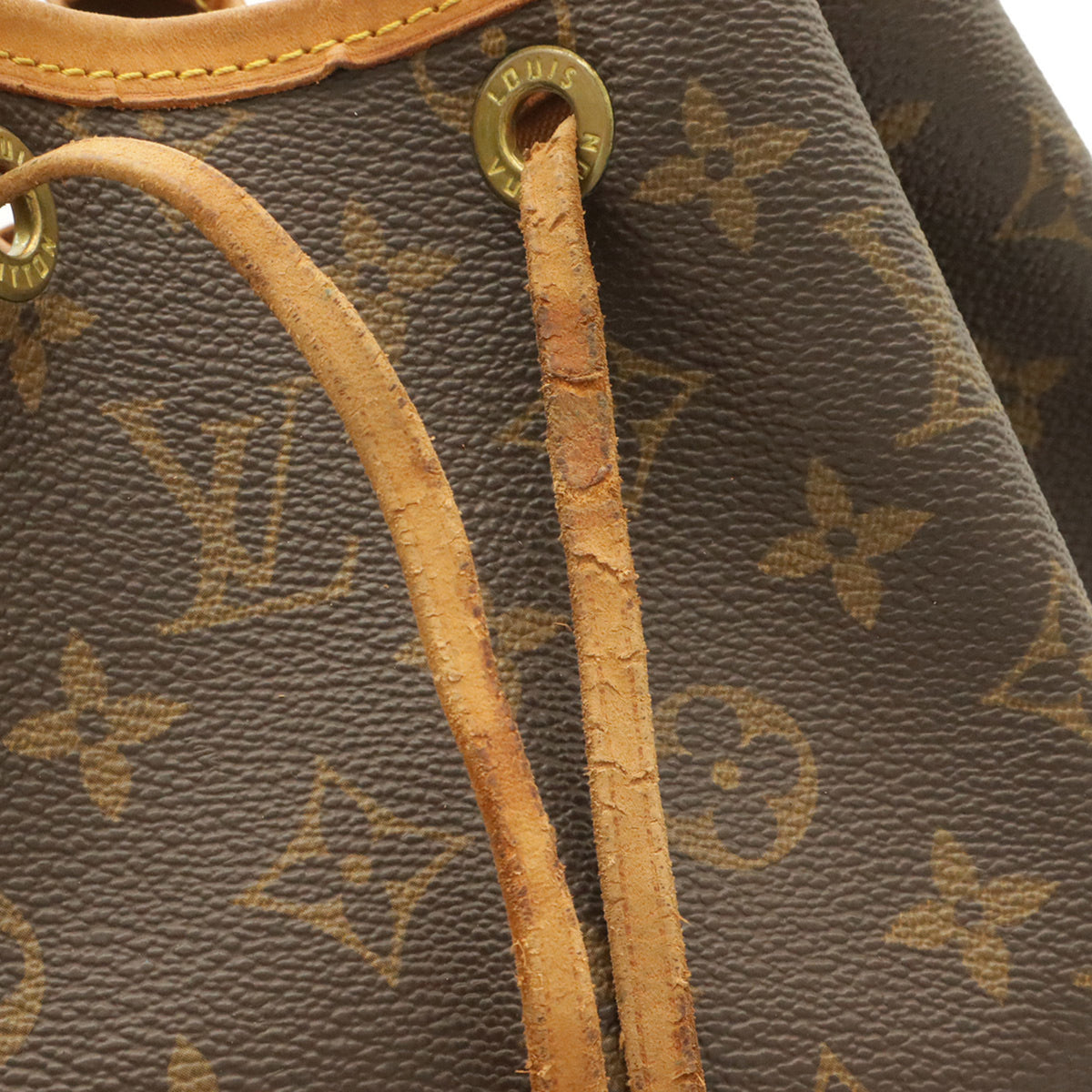 Louis Vuitton Brown Monogram Canvas Shoulder Bag (Pre-Owned)
