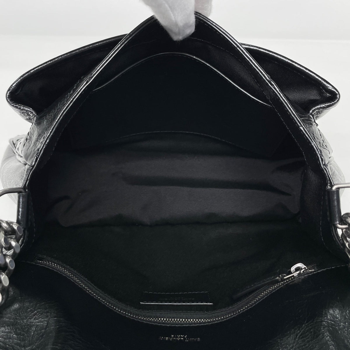 Saint Laurent Black Leather Shoulder Bag (Pre-Owned)