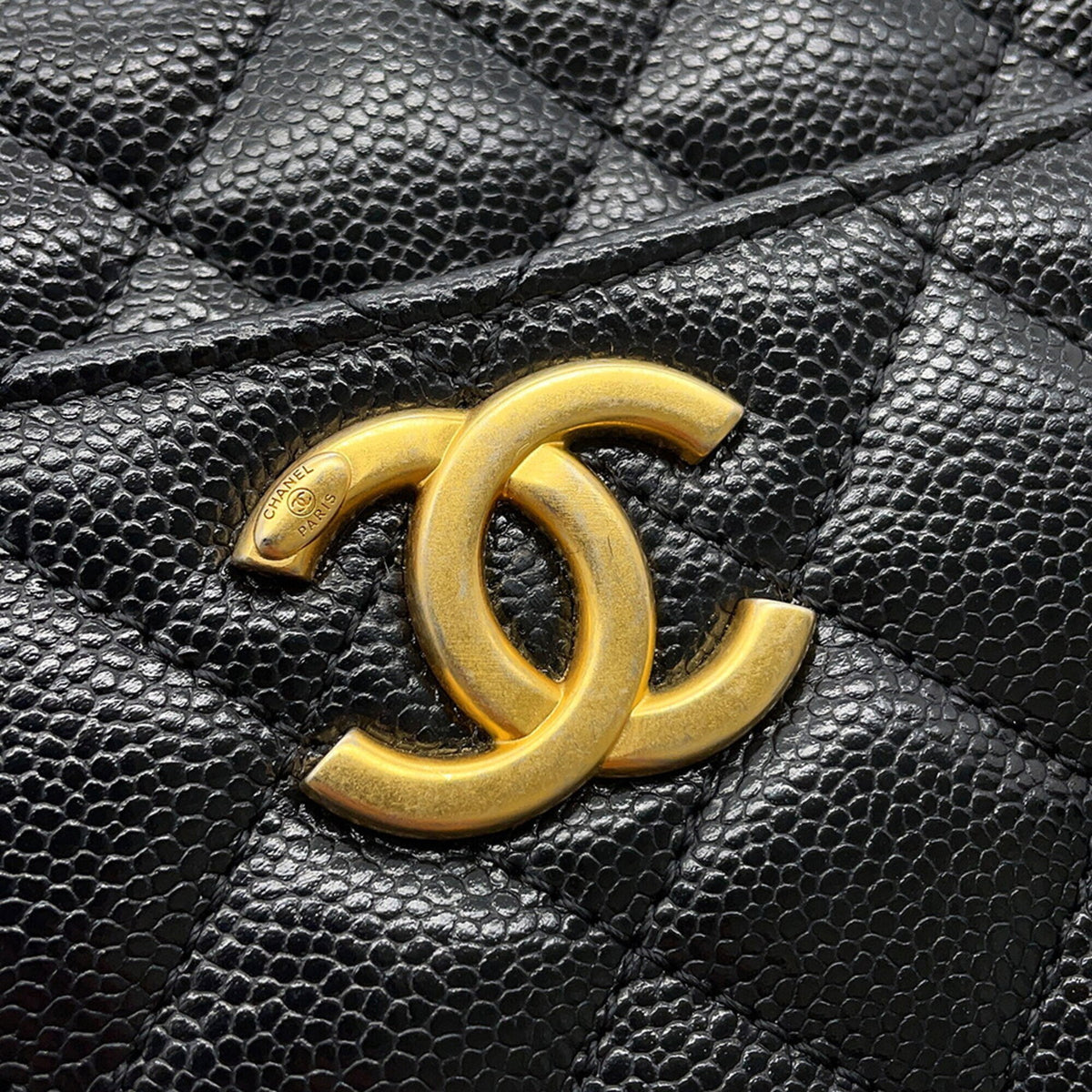 Chanel Matelasse Black Grained Calfskin Handbag Shoulder Bag (Pre-Owned)