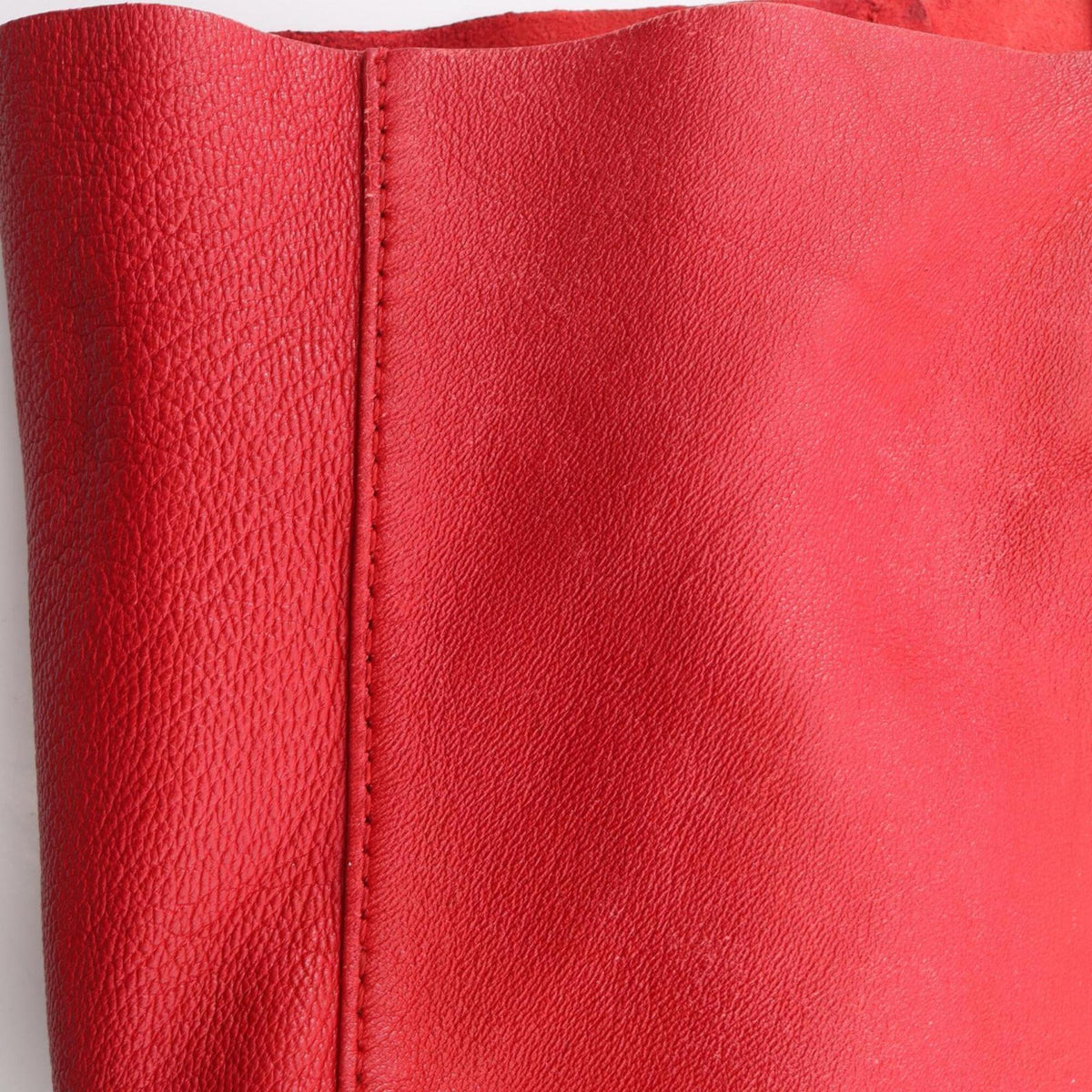 Celine Red Color Leather Handbag Tote Bag (Pre-Owned)