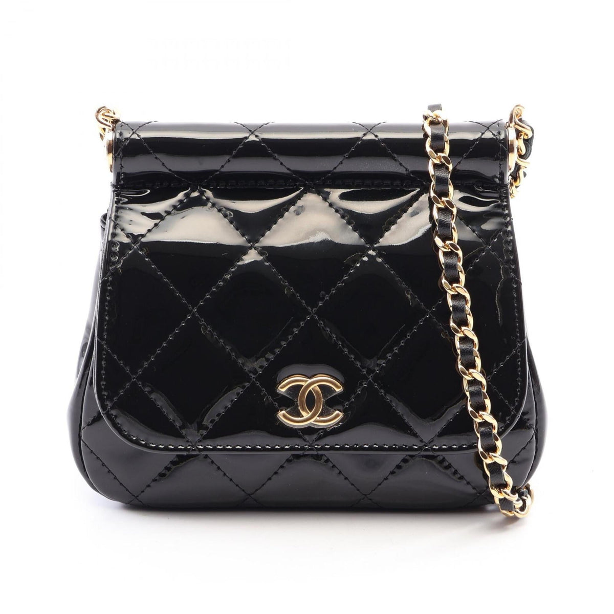 Chanel Black Patent Leather Handbag Shoulder Bag (Pre-Owned)