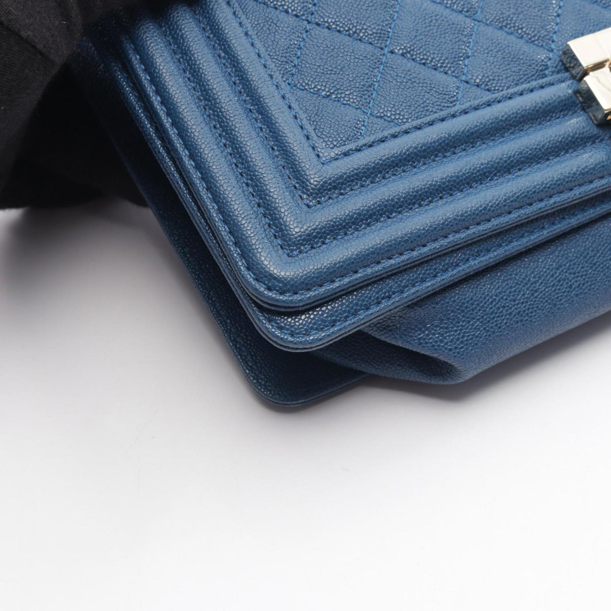Chanel Blue Grained Calfskin Handbag Shoulder Bag (Pre-Owned)