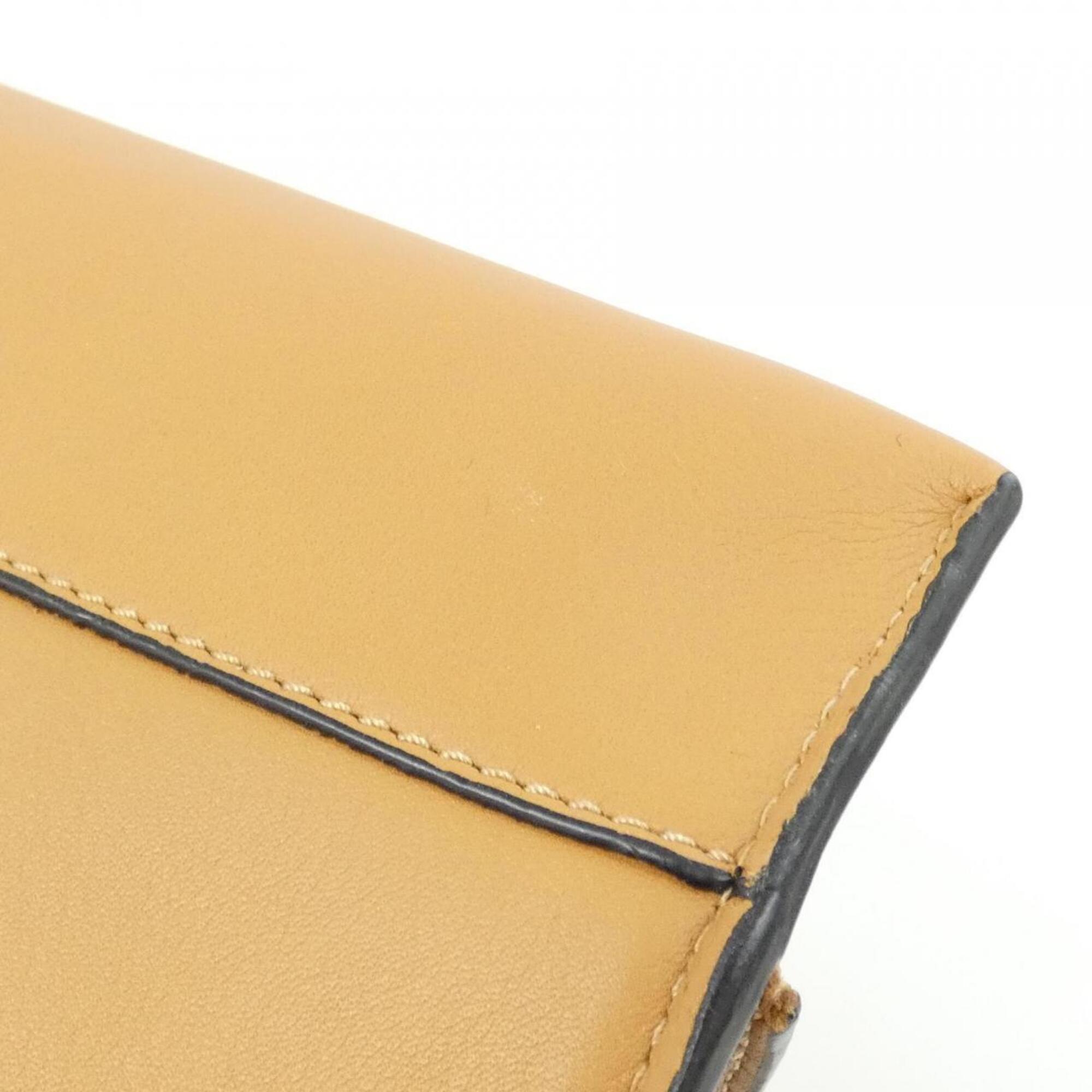 Loewe Beige Leather Handbag (Pre-Owned)