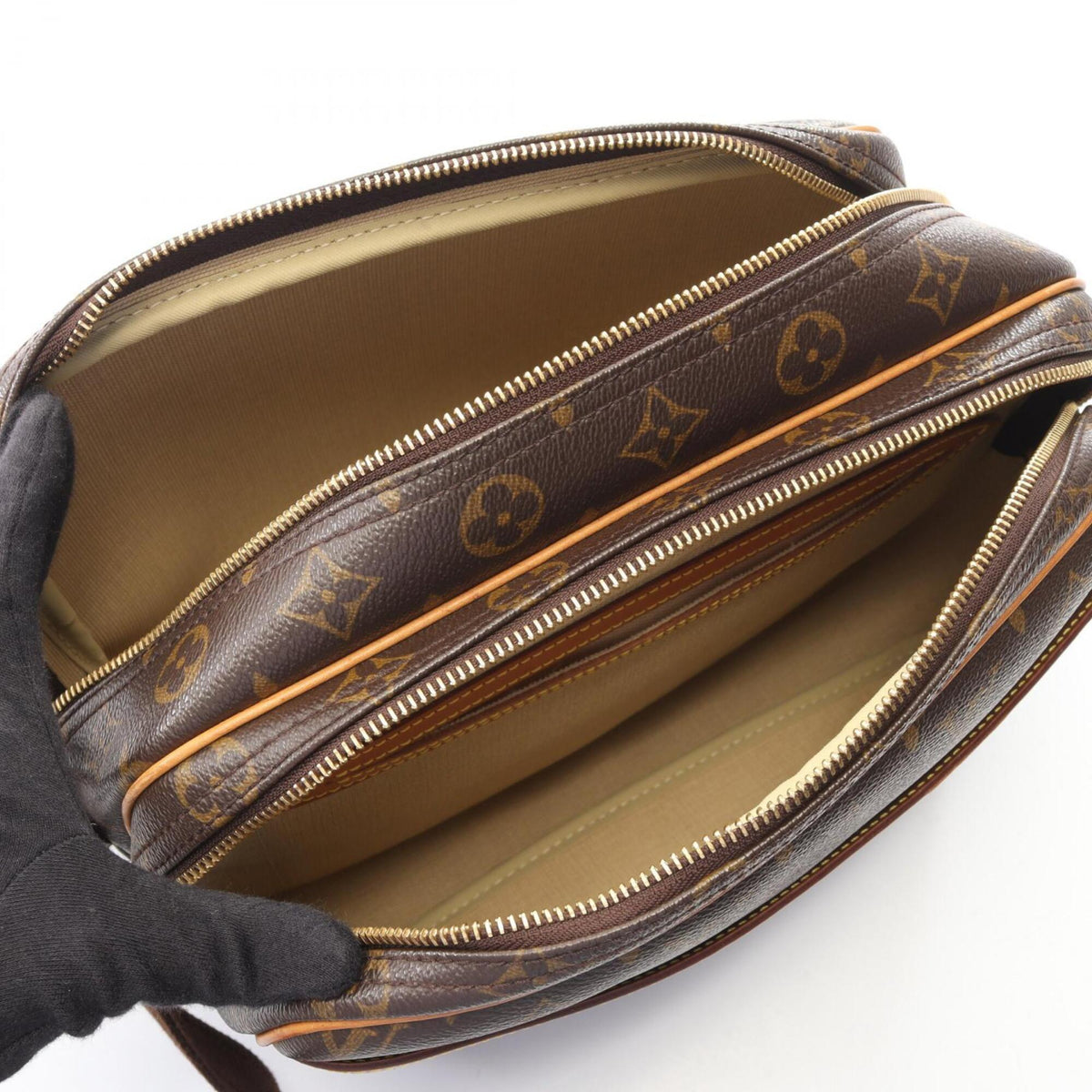 Louis Vuitton Brown Monogram Monogram Leather Handbag Shoulder Bag (Pre-Owned)
