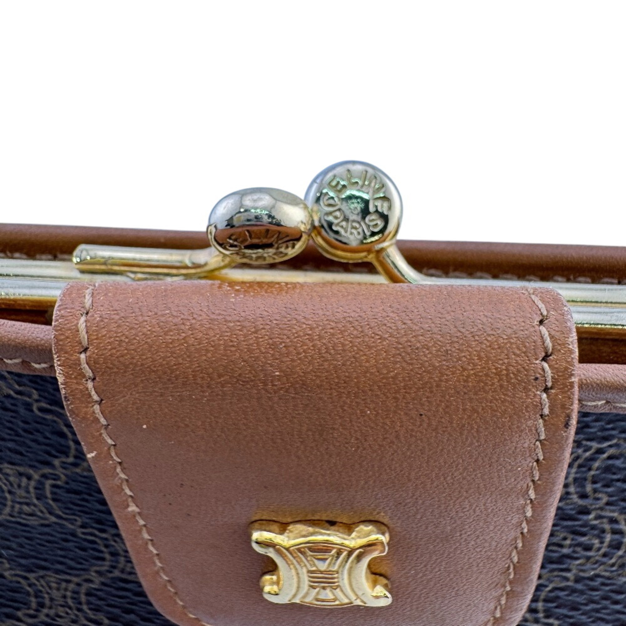 Celine Brown Leather Long Wallet (Bi-Fold) (Pre-Owned)