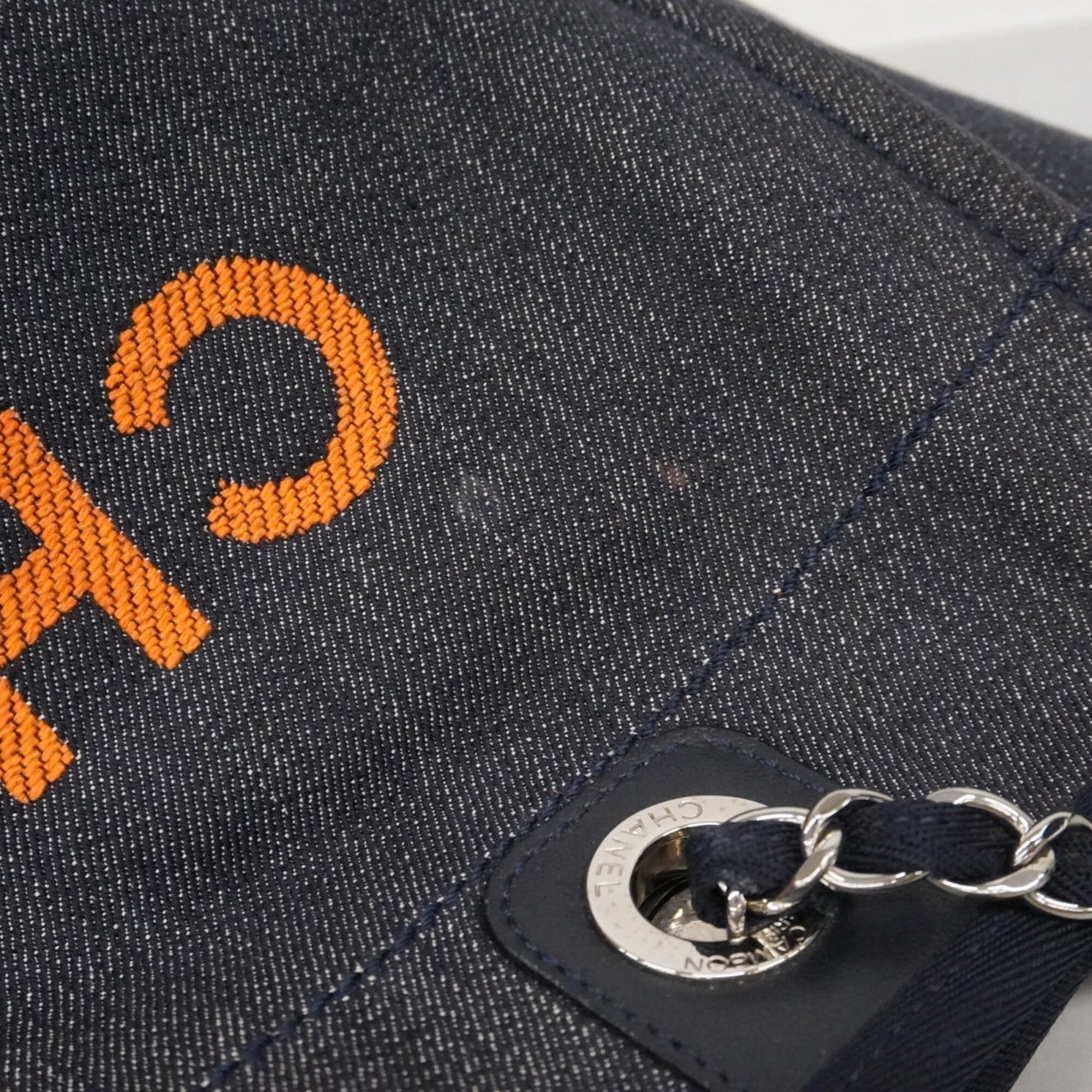 Chanel Blue Denim Tote Bag (Pre-Owned)