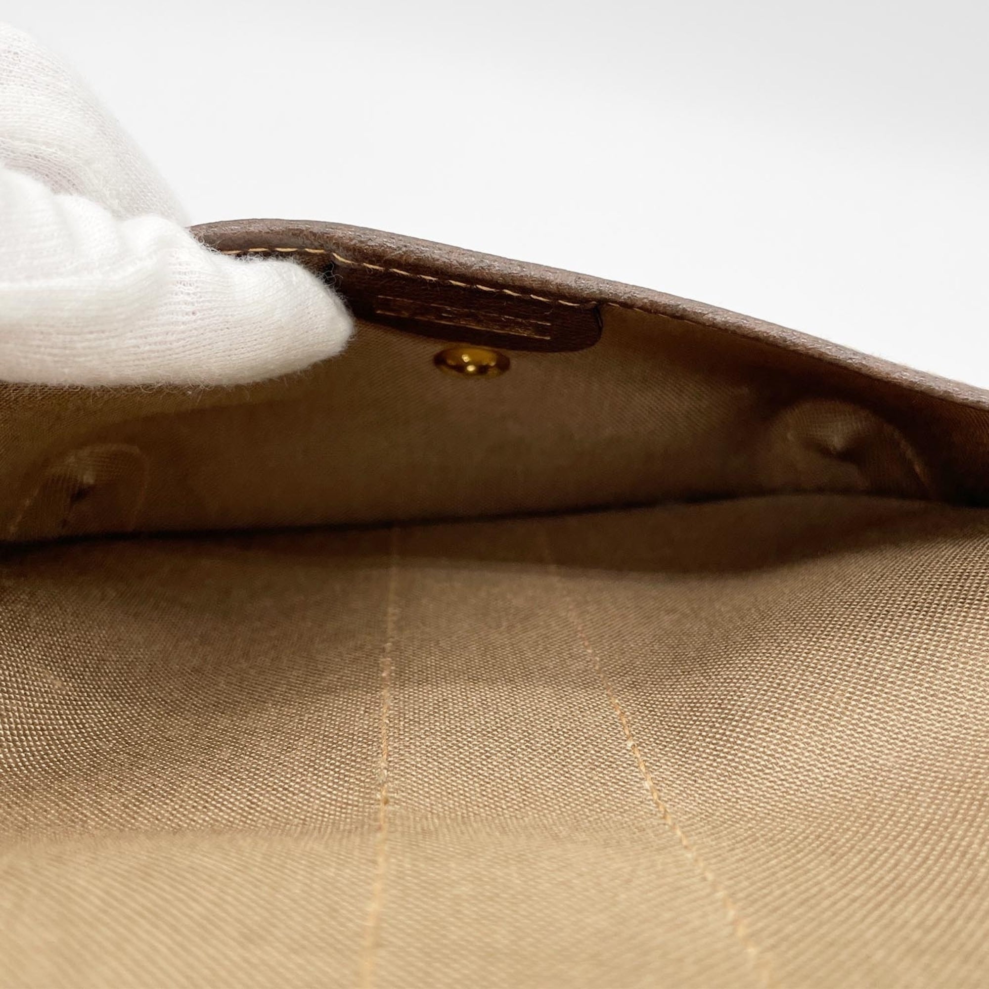 Gucci Brown Pvc Leather Pouch (Pre-Owned)