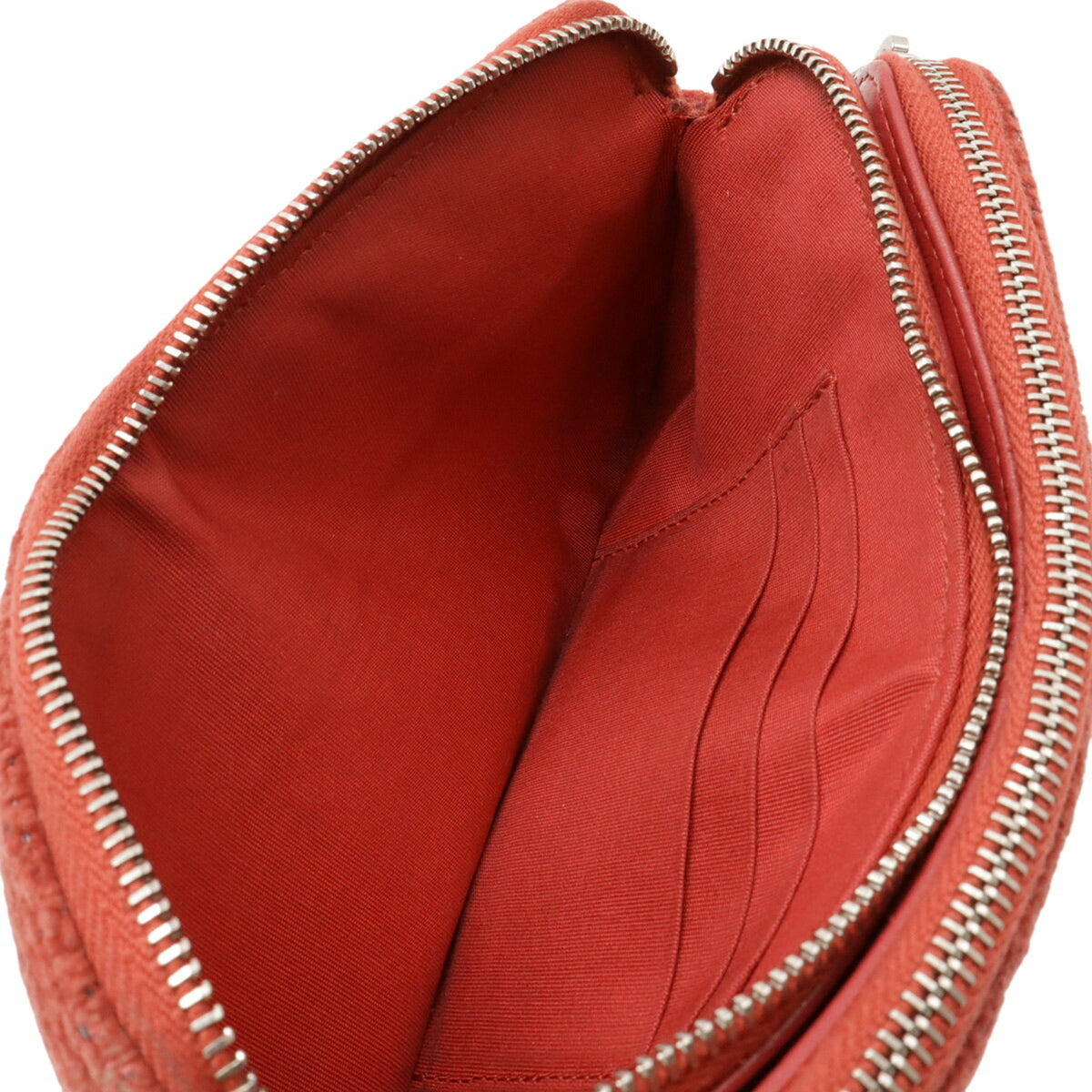 Chanel Pink Red Leather Pochette Shoulder Bag (Pre-Owned)
