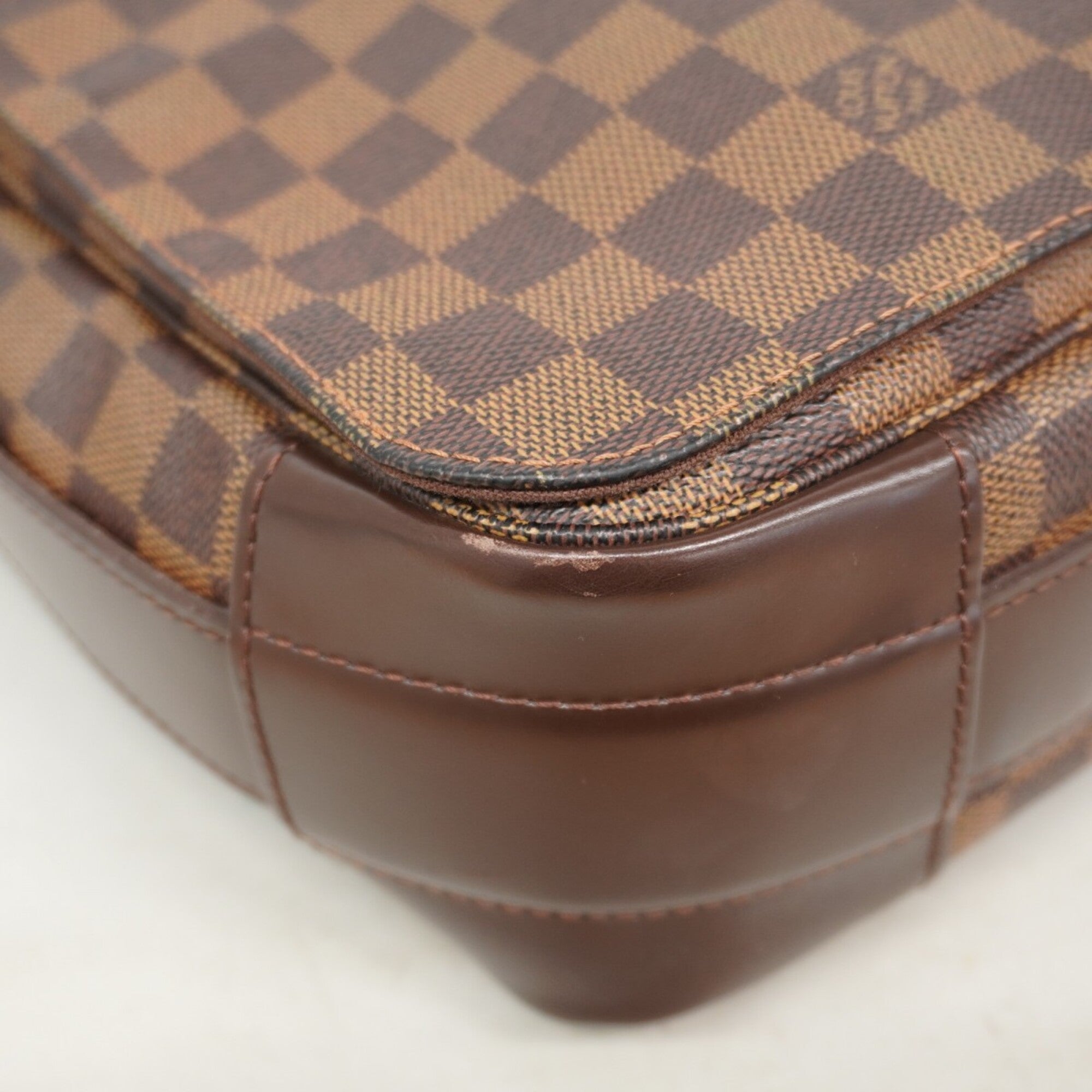 Louis Vuitton Ebene Shoulder Bag (Pre-Owned)