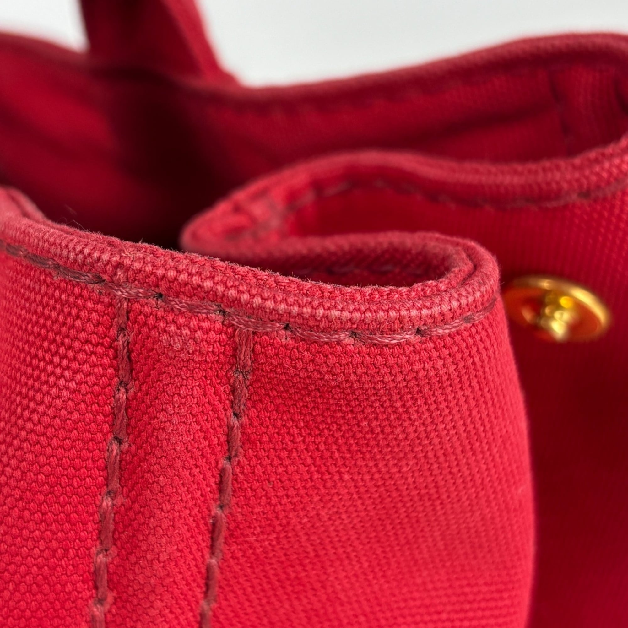 Prada Red Color Canapa Shoulder Bag Tote Bag (Pre-Owned)