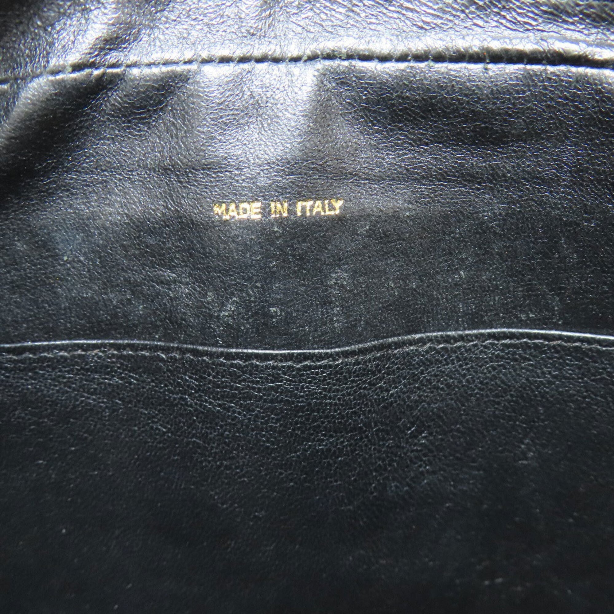 Chanel Black Leather Shoulder Bag (Pre-Owned)