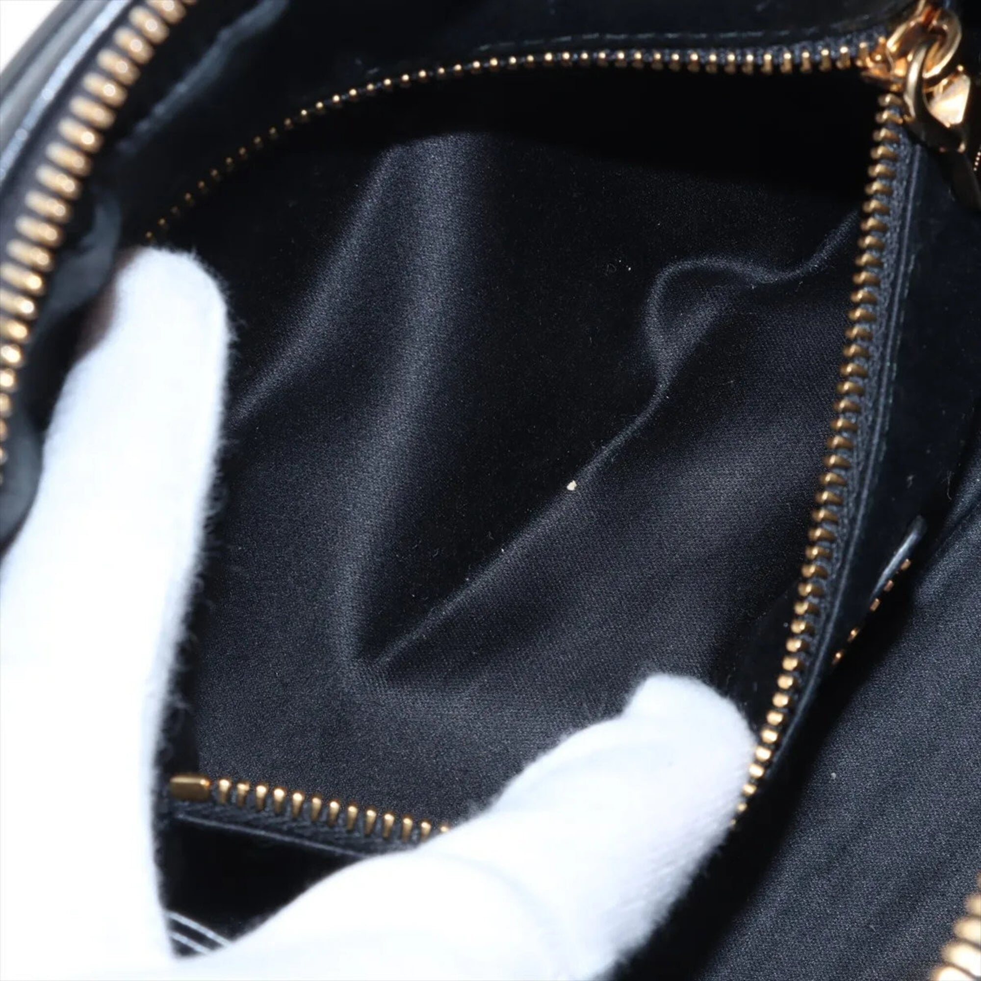 Miu Miu Black Leather Handbag Tote Bag (Pre-Owned)