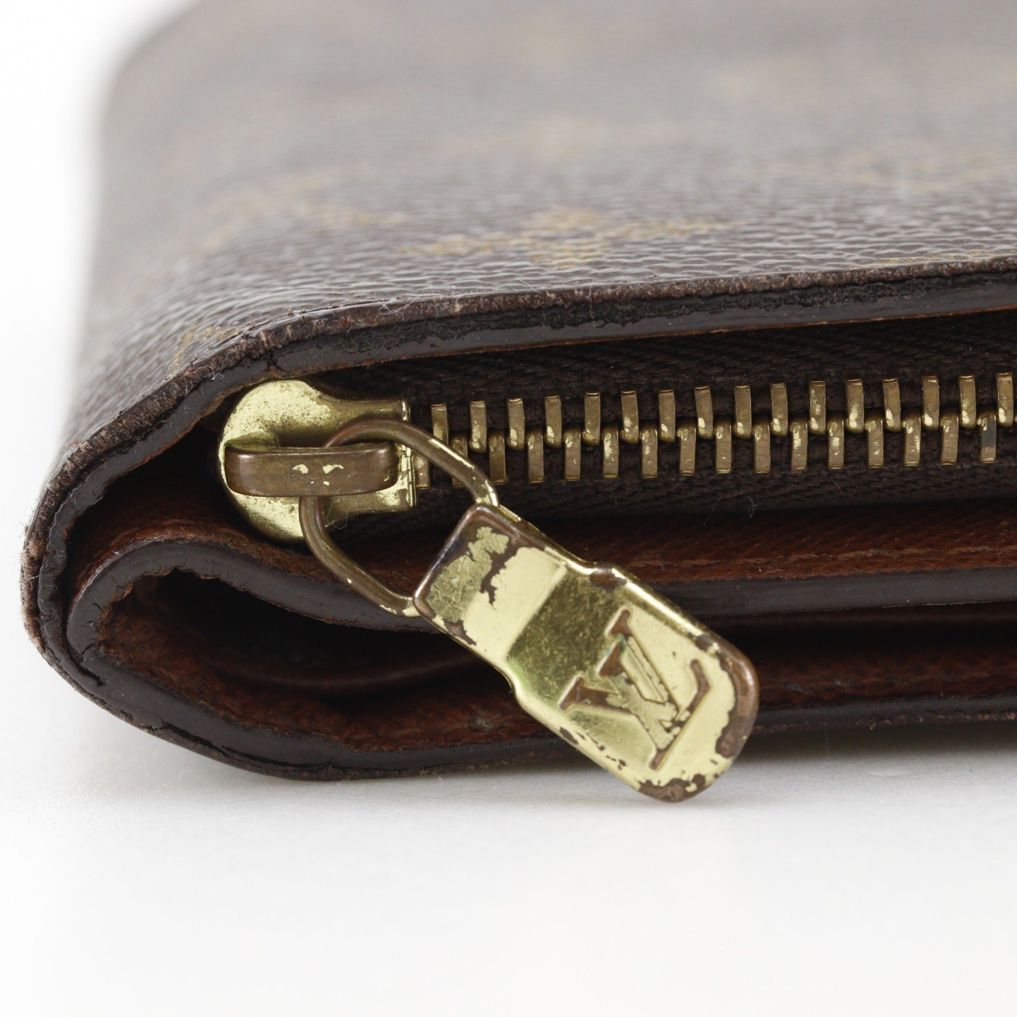 Louis Vuitton Monogram Brown Monogram Wallet (Bi-Fold) (Pre-Owned)