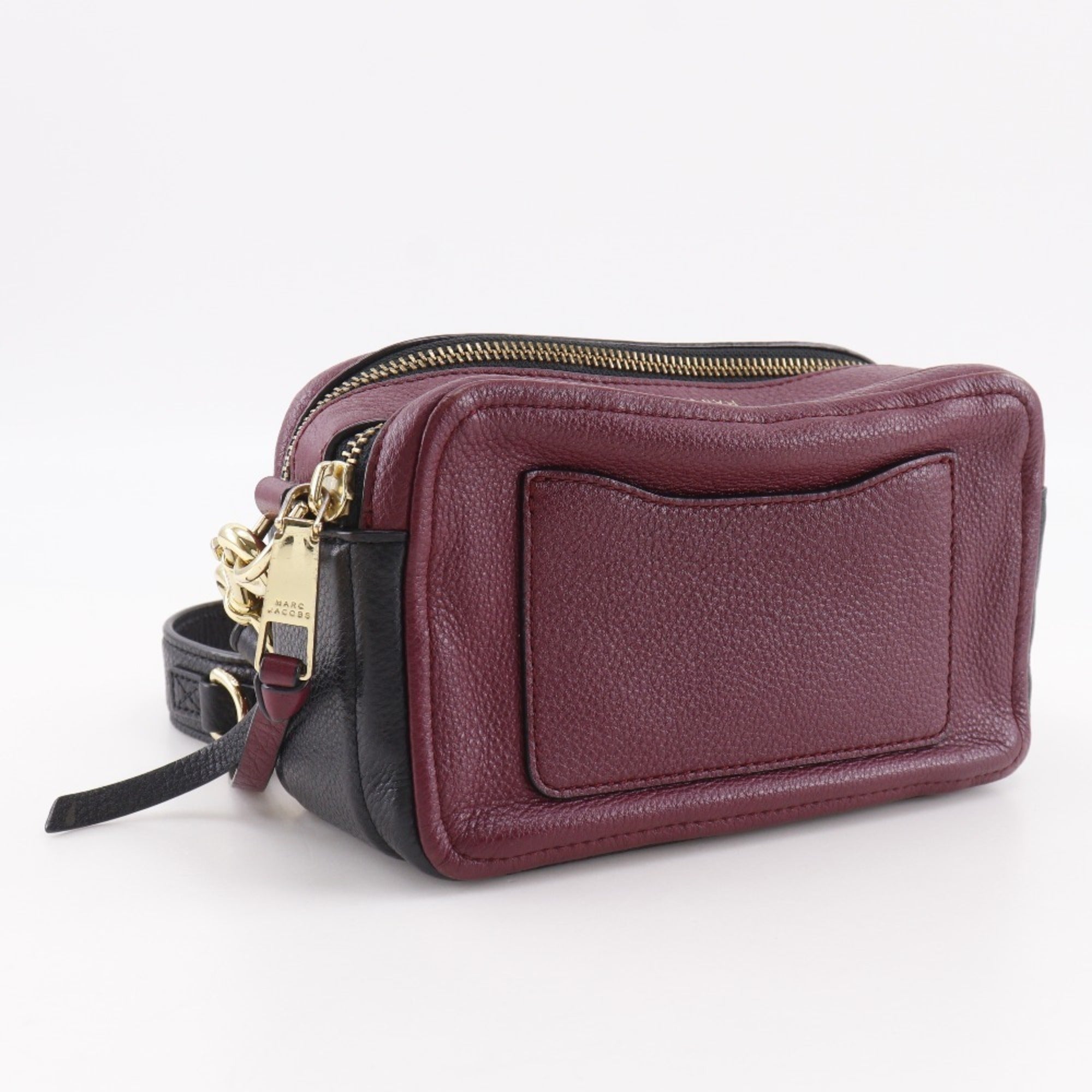 Marc By Marc Jacobs Red Color Leather Shoulder Bag (Pre-Owned)