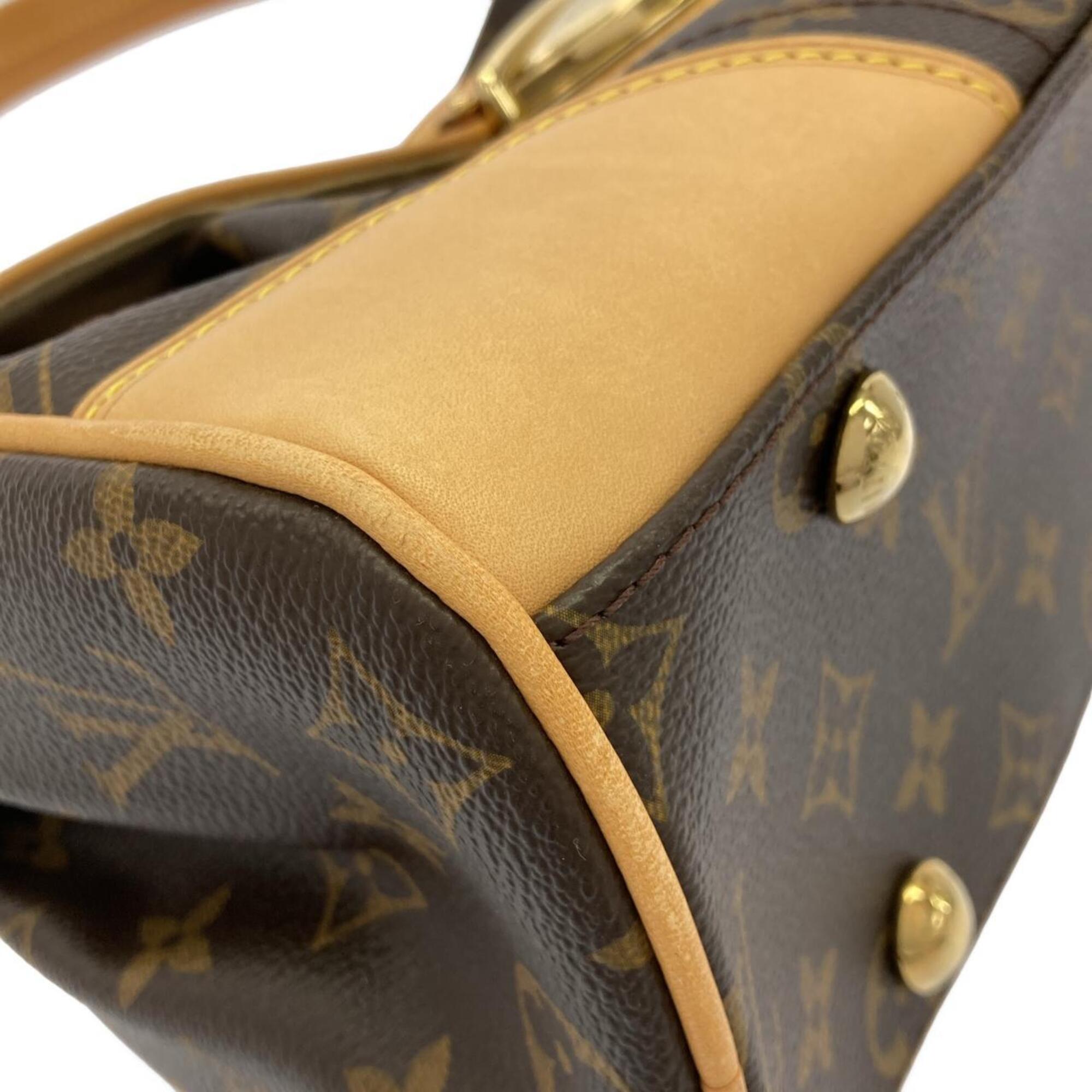 Louis Vuitton Marron Coated Canvas Shoulder Bag (Pre-Owned)