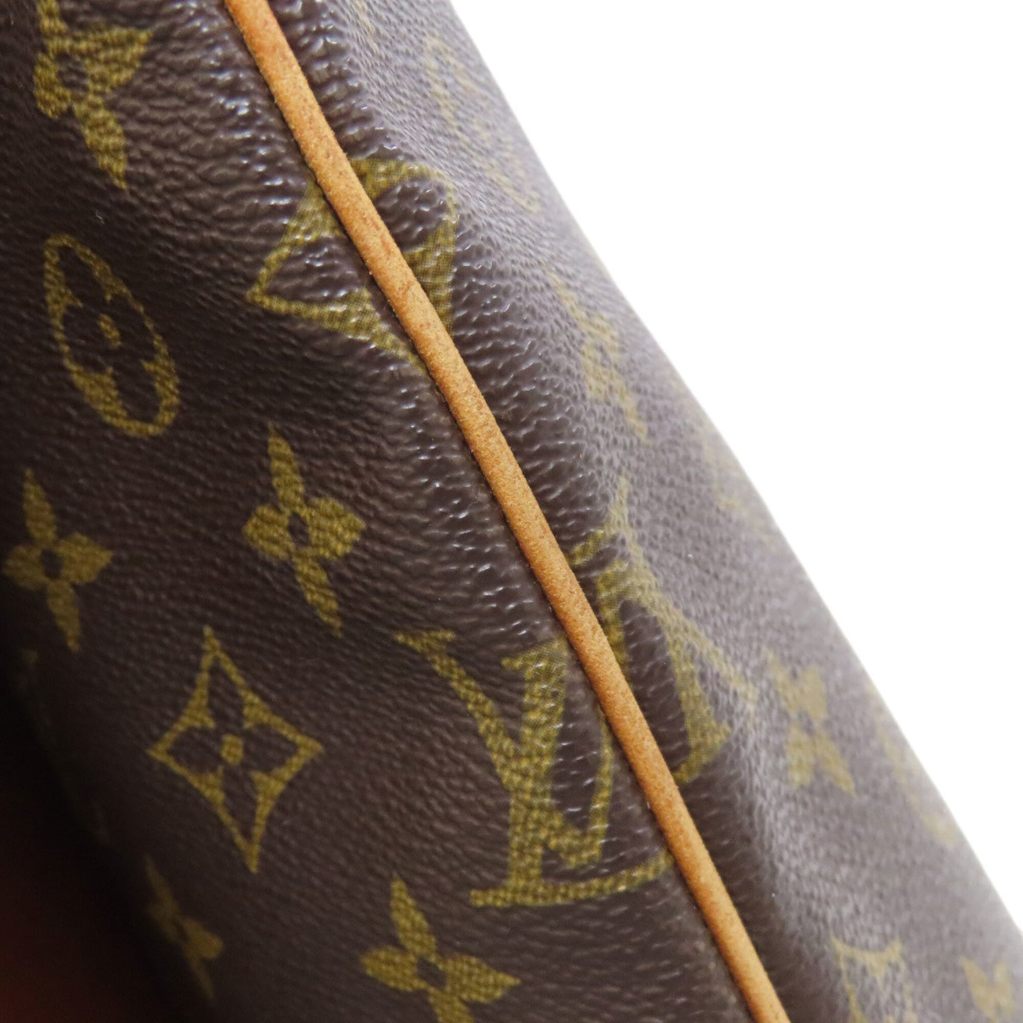 Louis Vuitton Monogram Monogram Shoulder Bag (Pre-Owned)