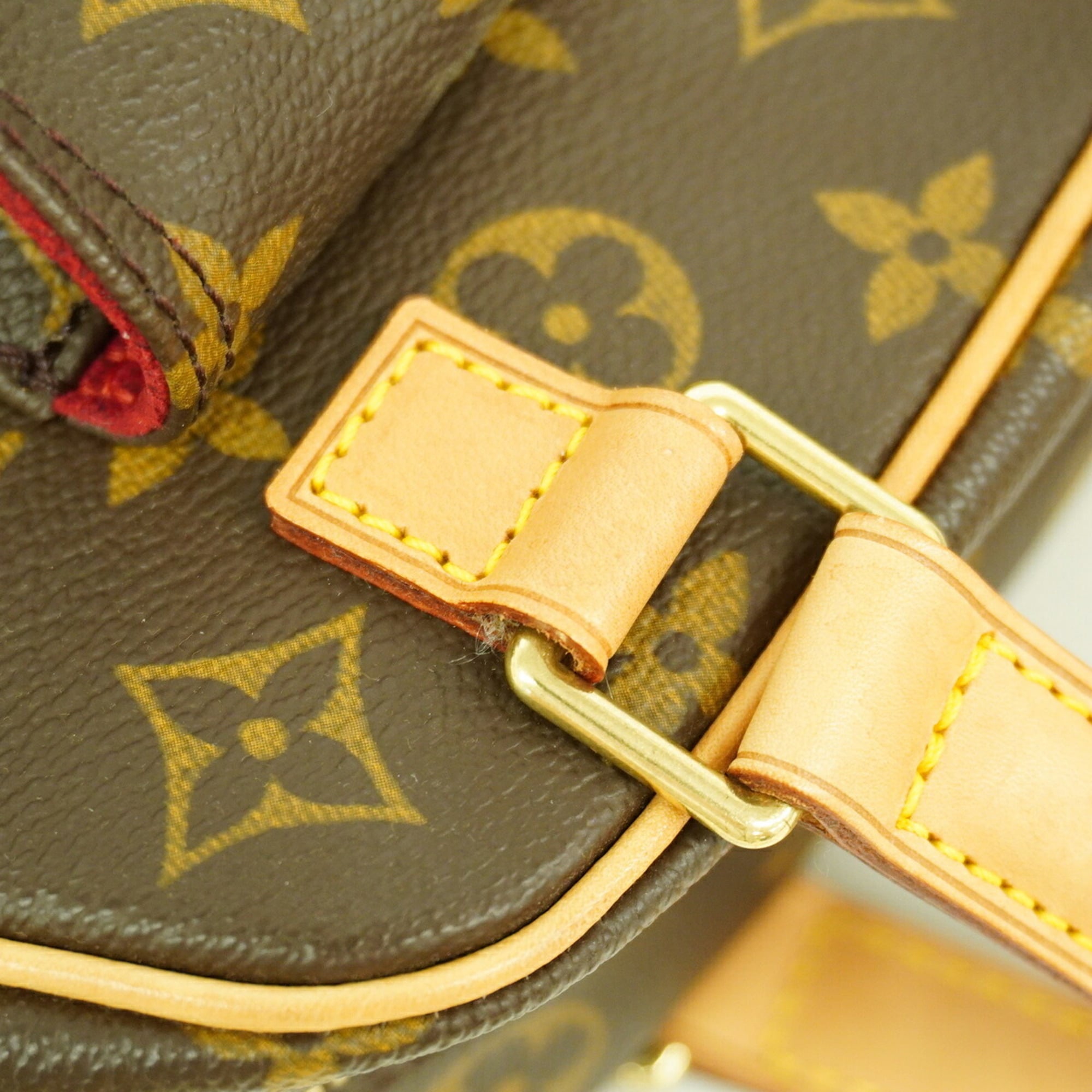 Louis Vuitton Brown Handbag (Pre-Owned)