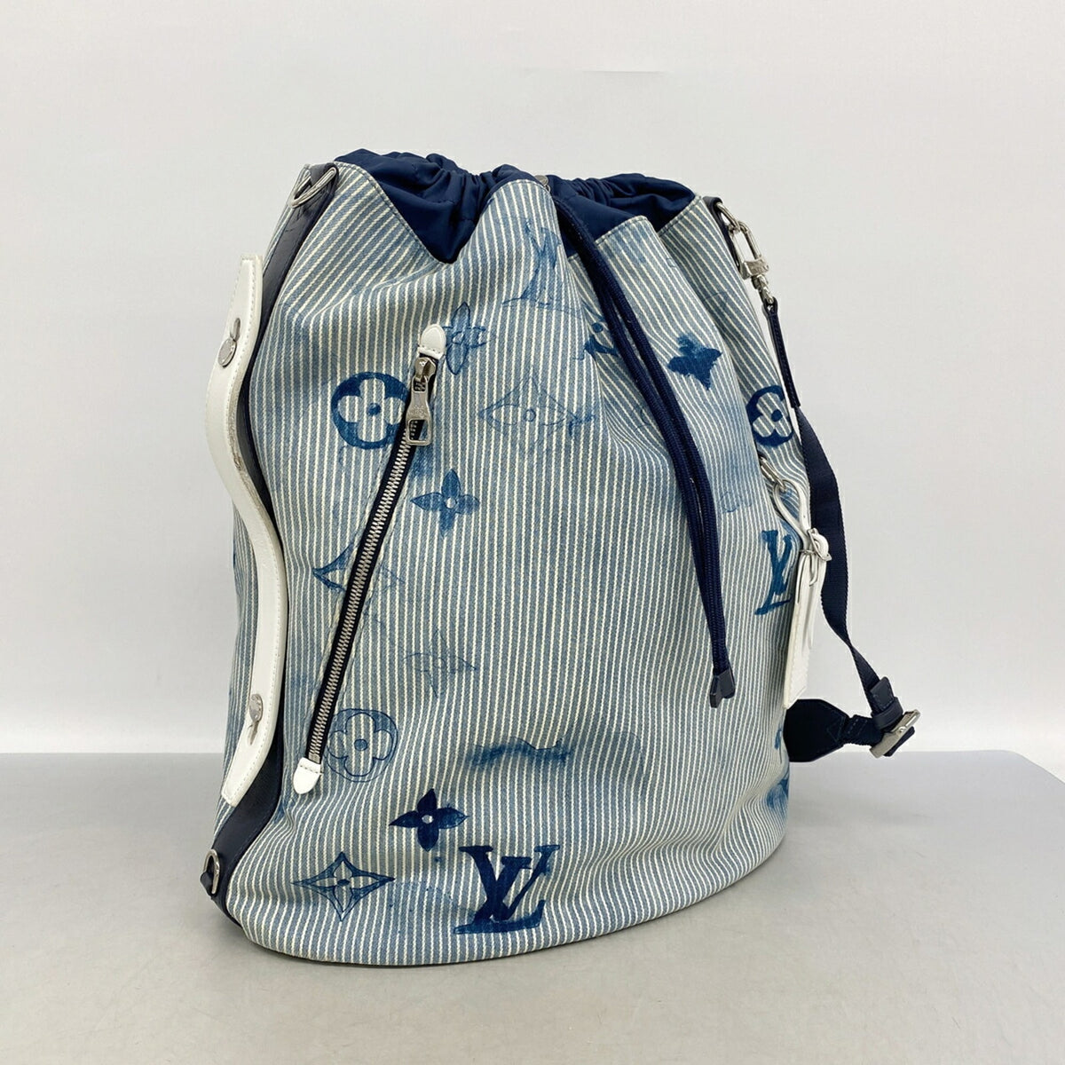 Louis Vuitton Blue Shoulder Bag (Pre-Owned)