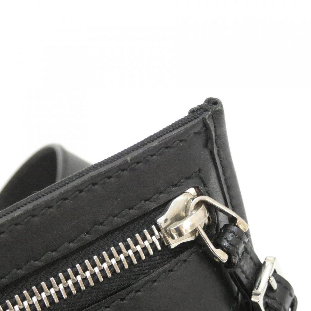 Gucci Black Nylon Shoulder Bag (Pre-Owned)