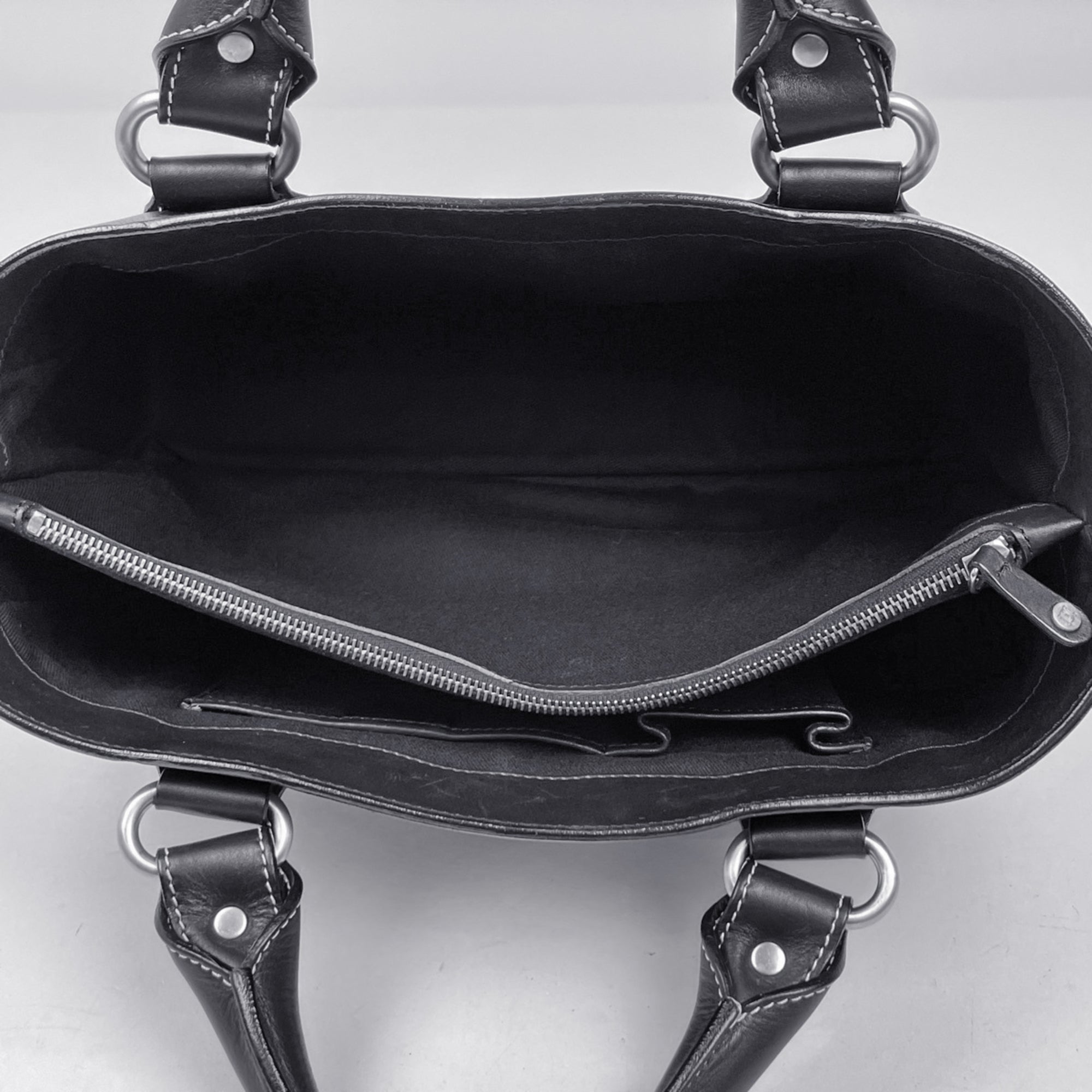 Celine Black Leather Handbag (Pre-Owned)
